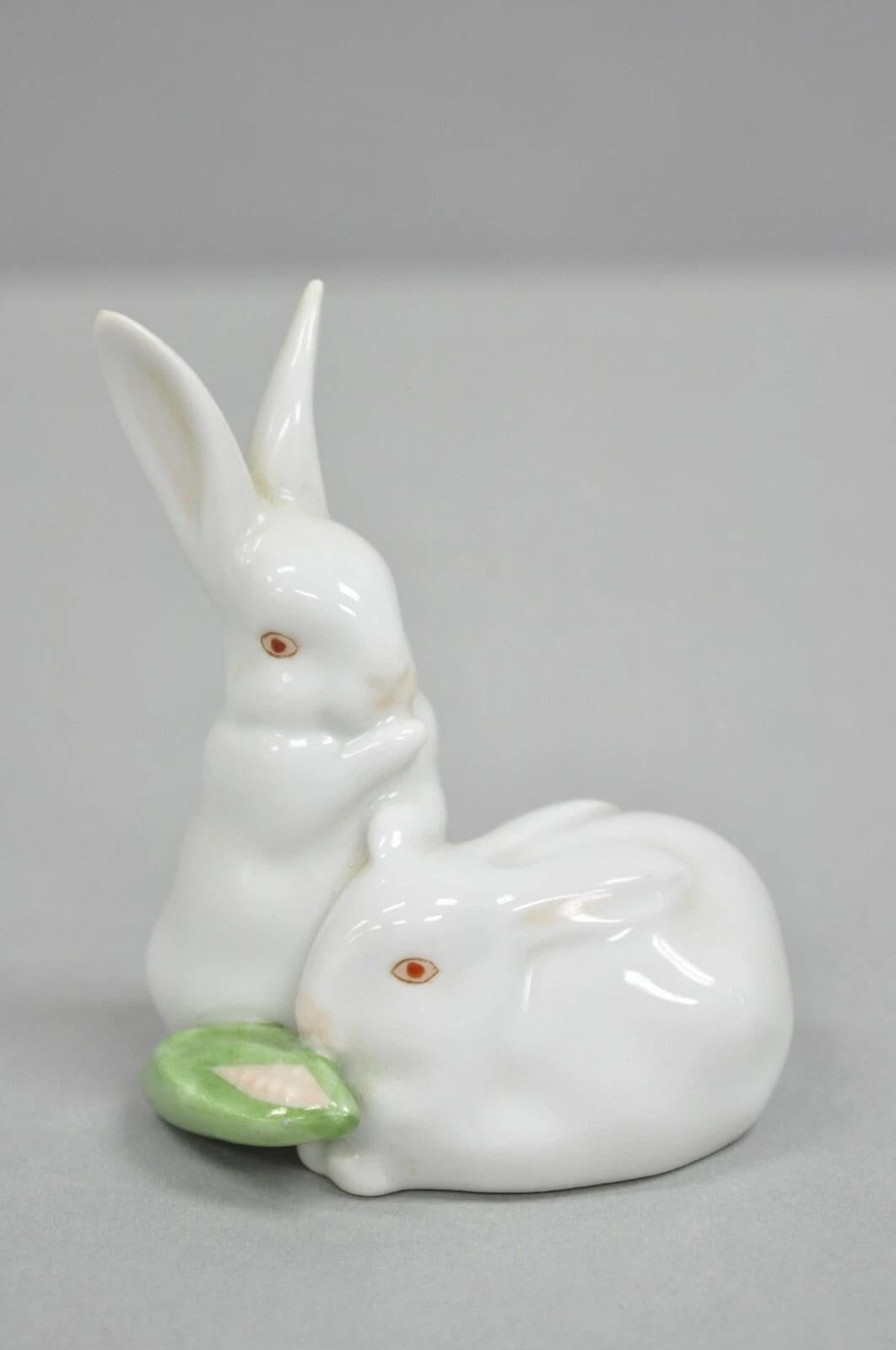 Vintage White Herend Porcelain 5326 Bunny Rabbits Eating Corn Figurine For Sale 1
