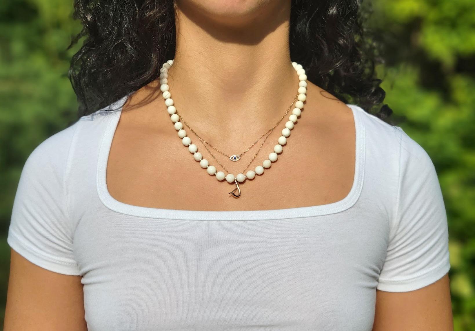 Vintage White Jade Necklace In Excellent Condition For Sale In Chesterland, OH