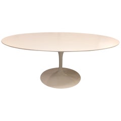Vintage White Laminate Tulip Oval Coffee Table by Eero Saarinen for Knoll Int.