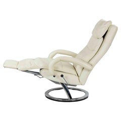 Chaise longue vintage de cuero blanco mod. Cortina, años 90
