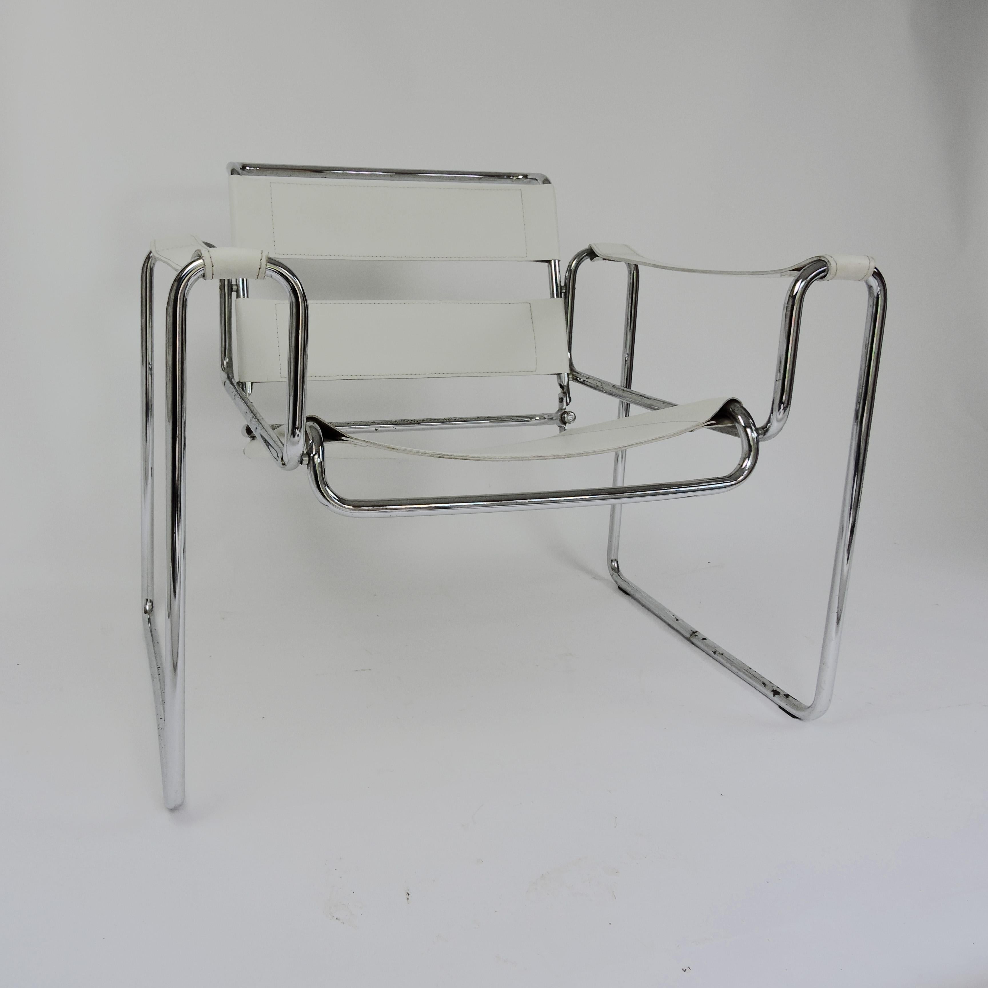 20th Century Vintage White Leather and Chrome Armchair, 1970s For Sale