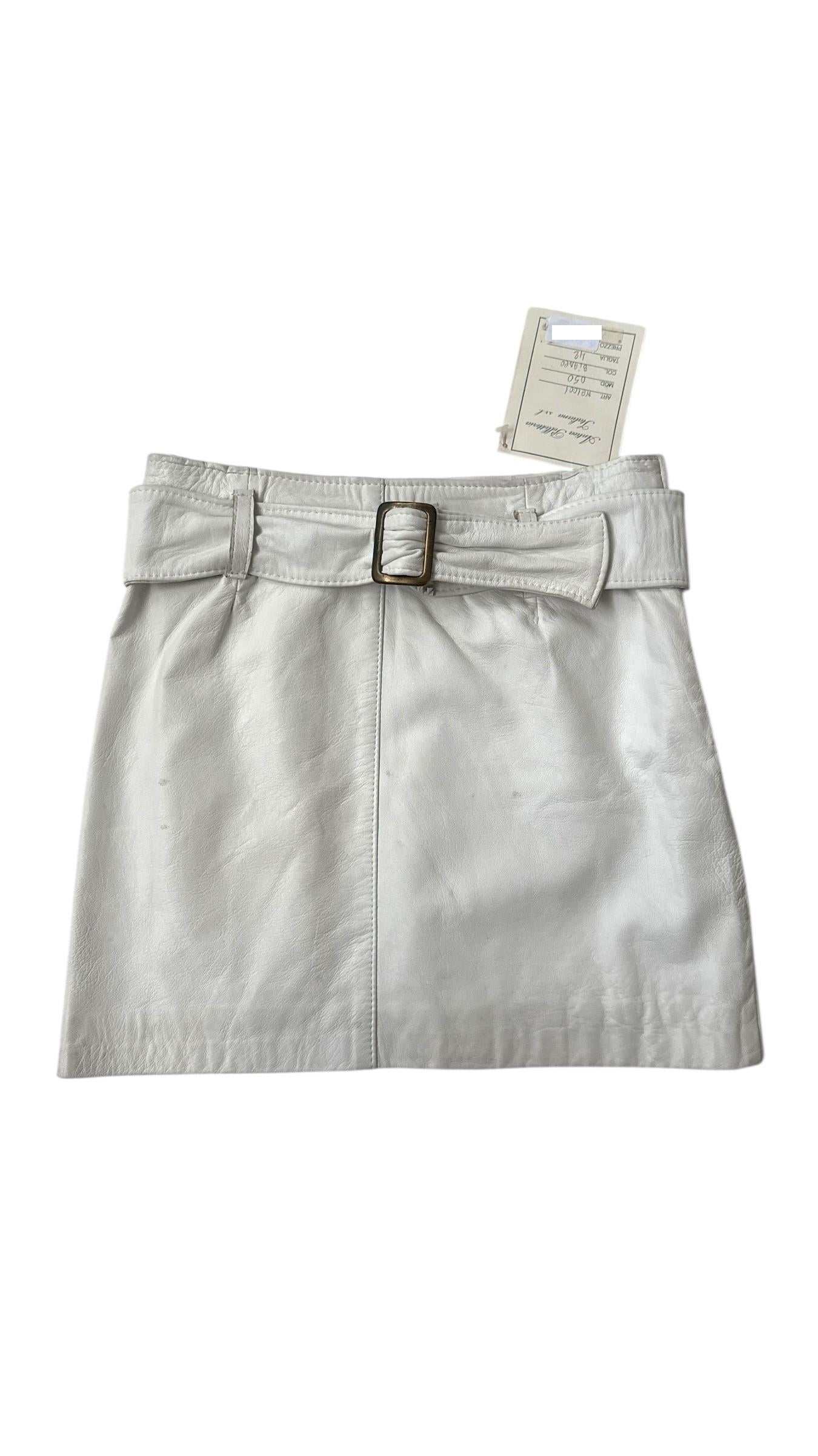 Vintage White Leather Mini Skirt by Antica Pelletteria Italiana For Sale 7