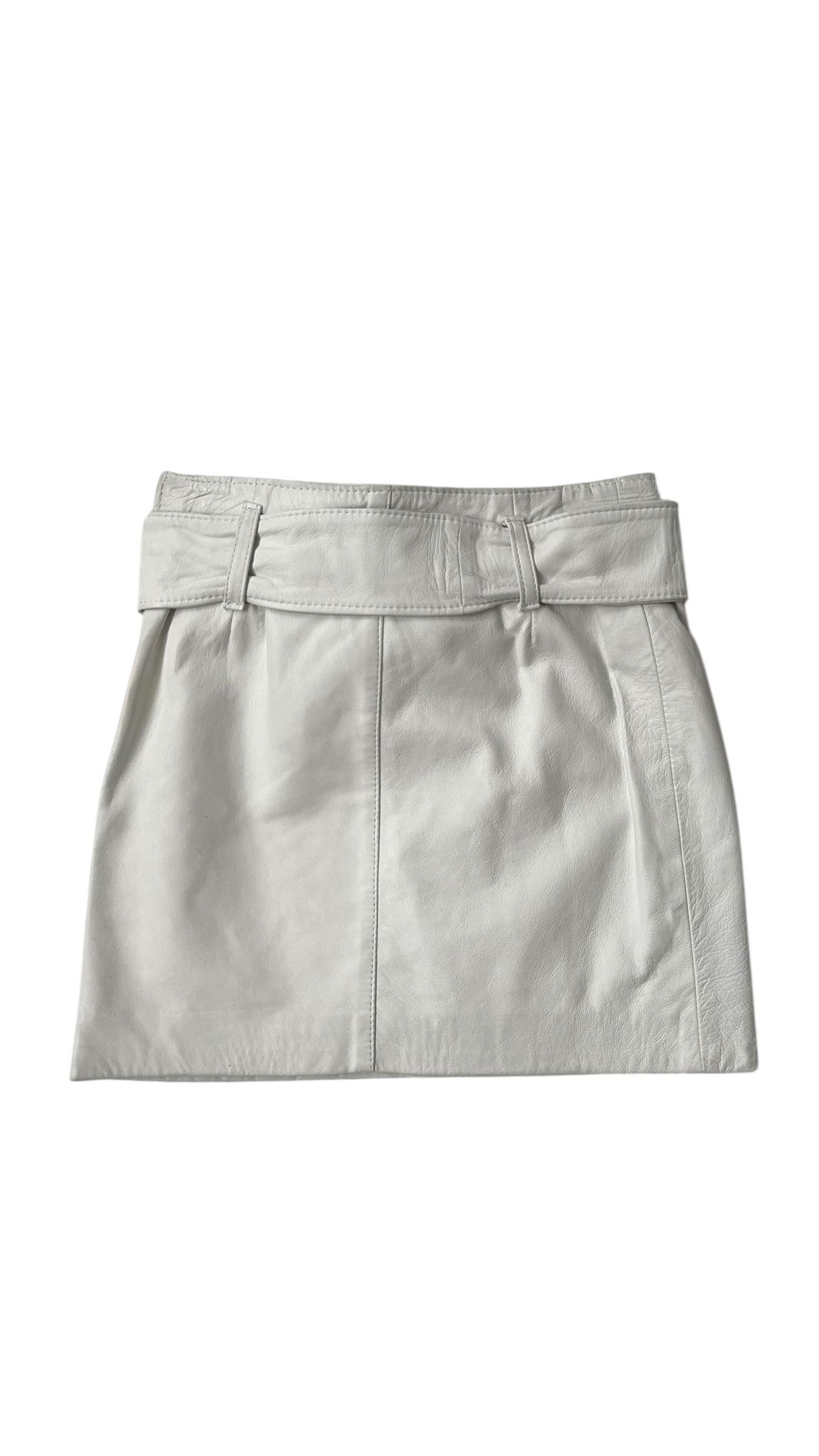 Vintage White Leather Mini Skirt by Antica Pelletteria Italiana For Sale 4
