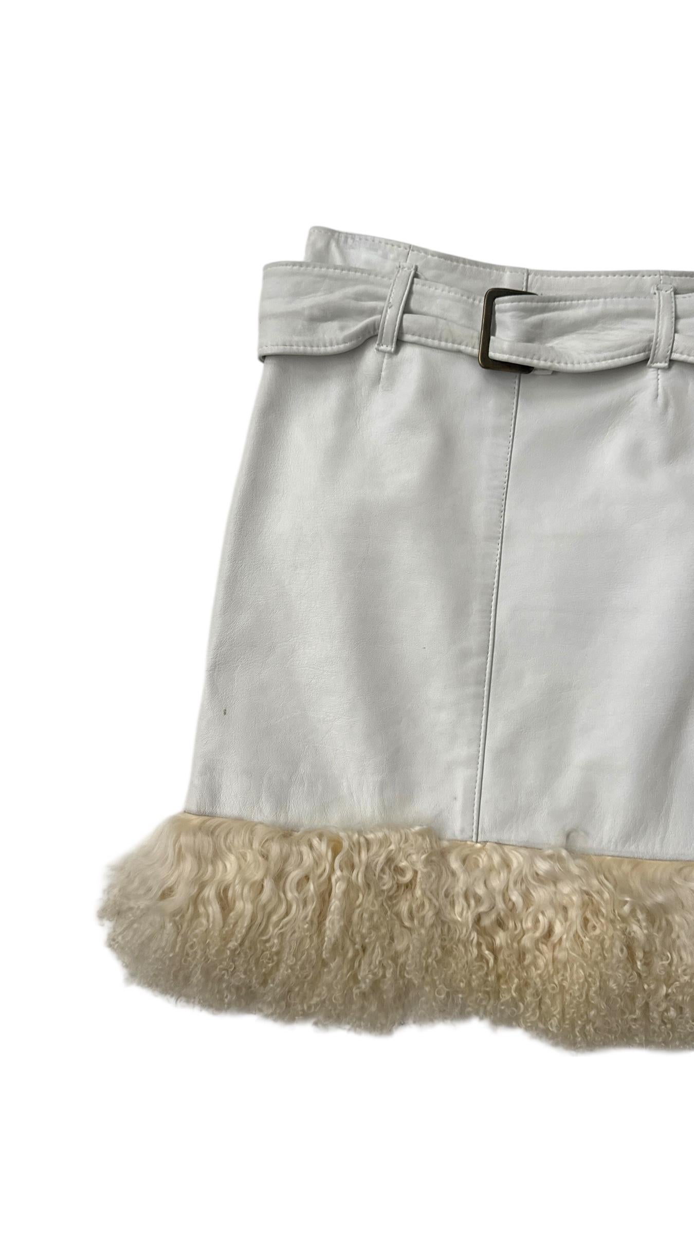 Vintage White Leather Mini Skirt with Shearling Hem - We pay for import duty! For Sale 7