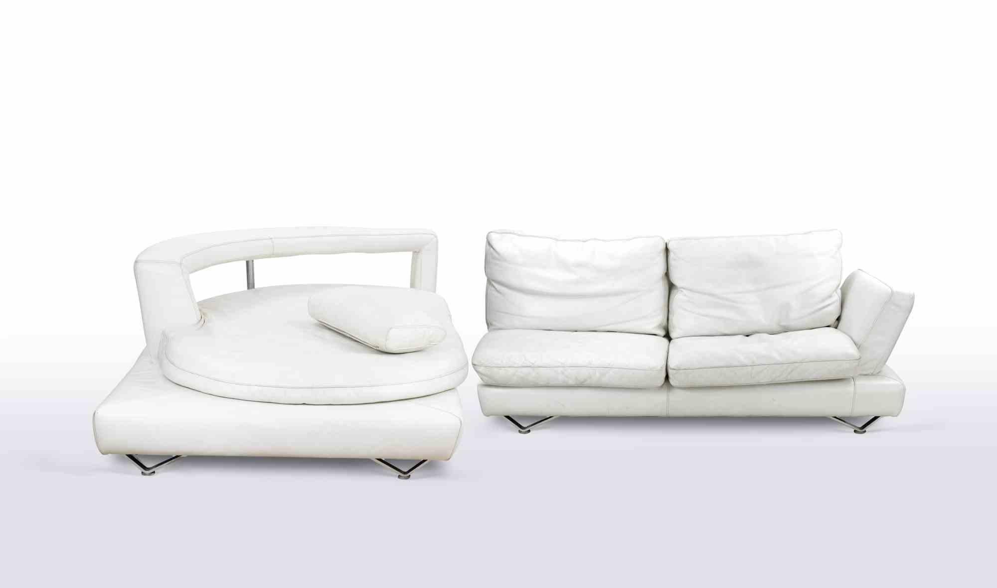 Vintage White Leather Sofa Set Italian Production 1970s In Good Condition For Sale In Roma, IT