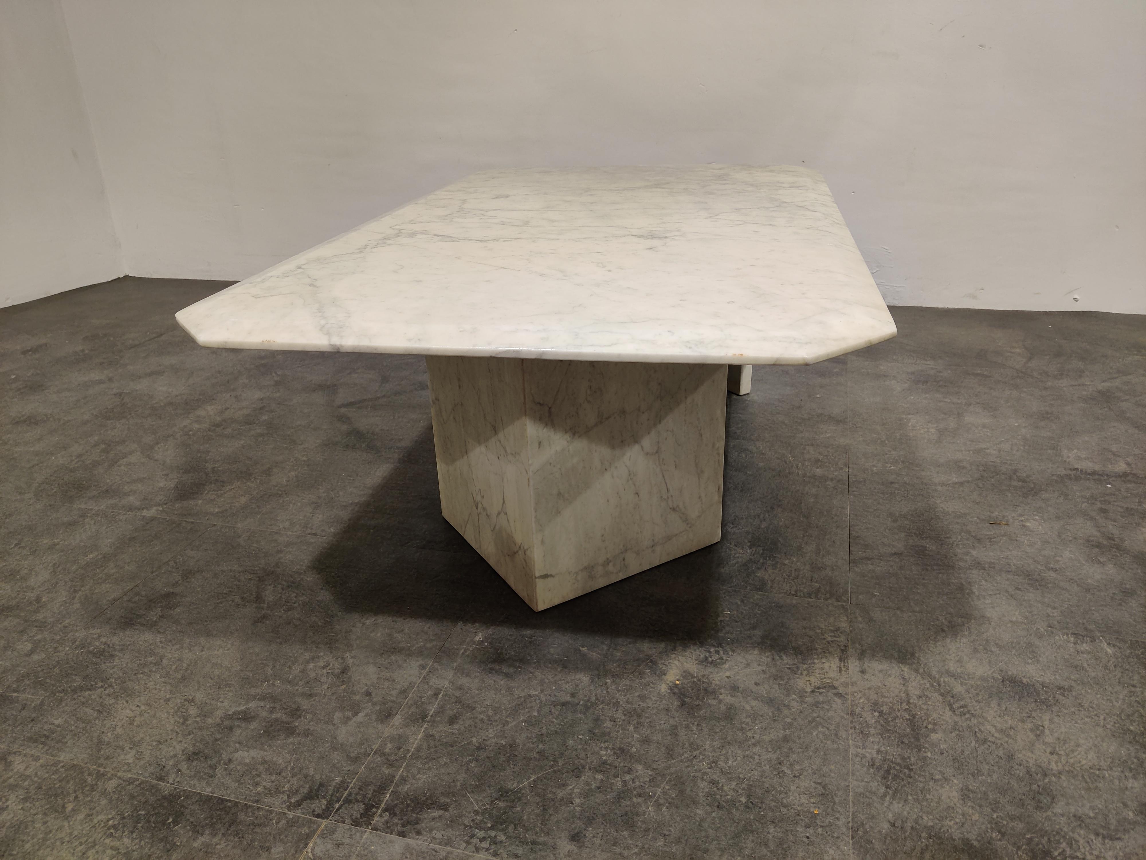 Late 20th Century Vintage White Marble Coffee Table, 1970s