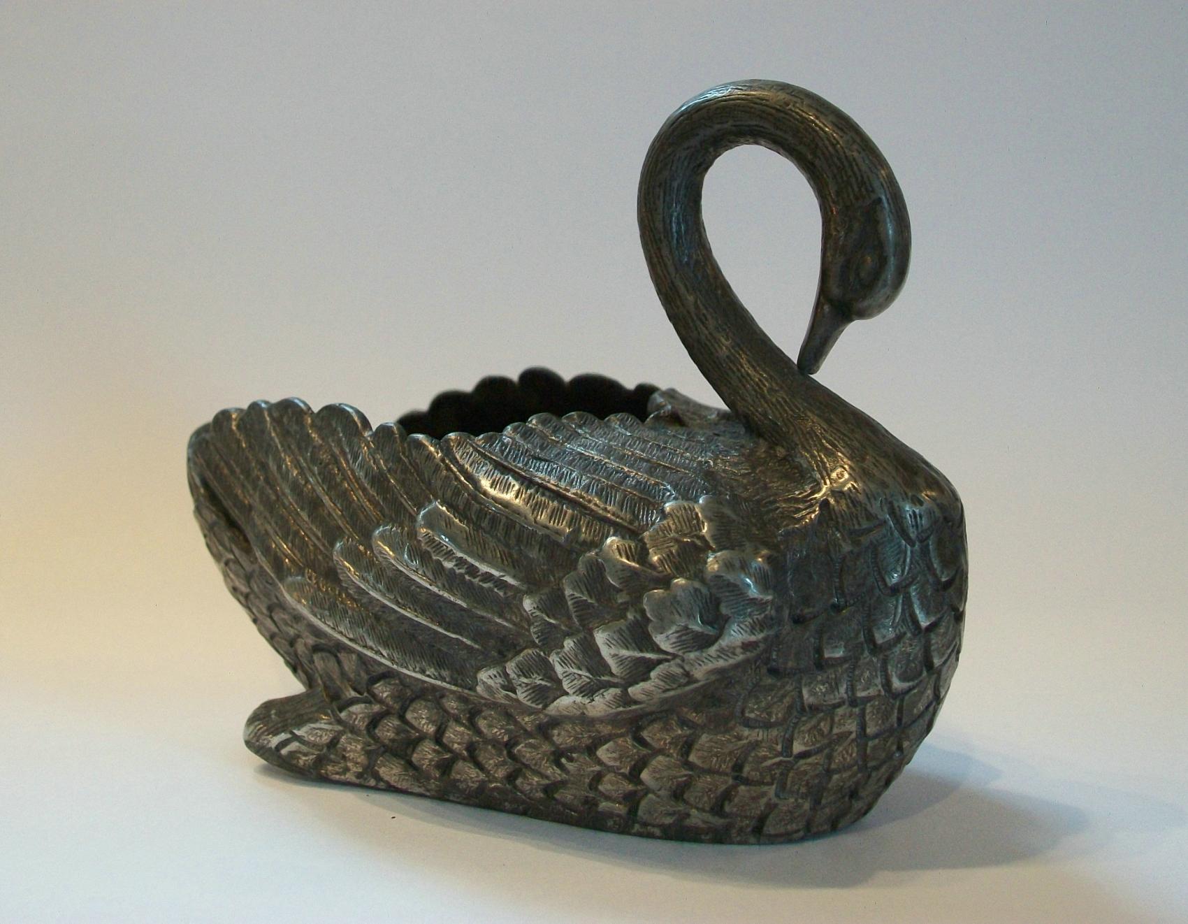 Vintage White Metal Swan with Hand Chased Details, U.S.a, Mid-20th Century For Sale 3