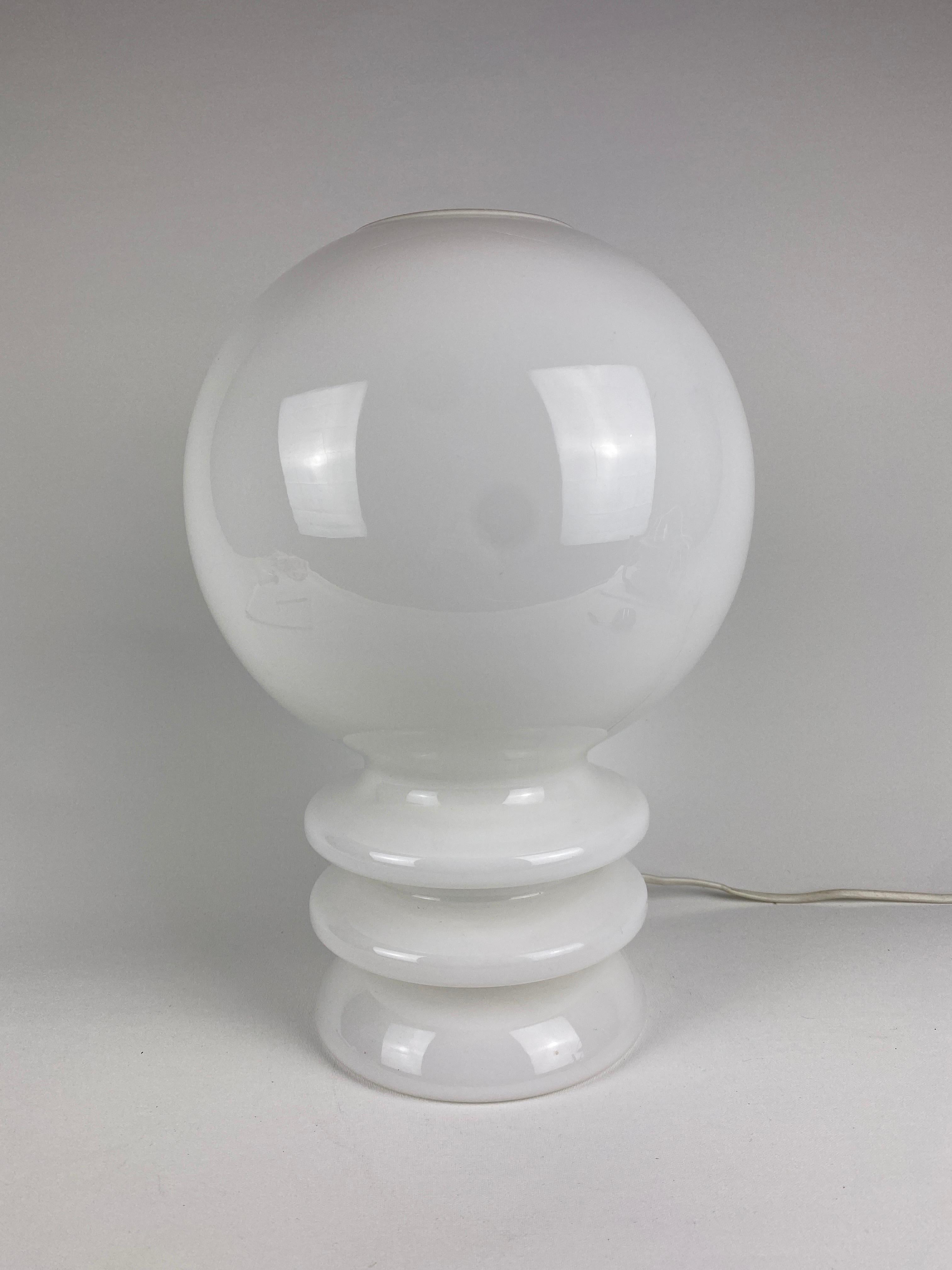 Vintage Weiß Murano Glas Glühbirne Tischlampe 1970 im Angebot 5