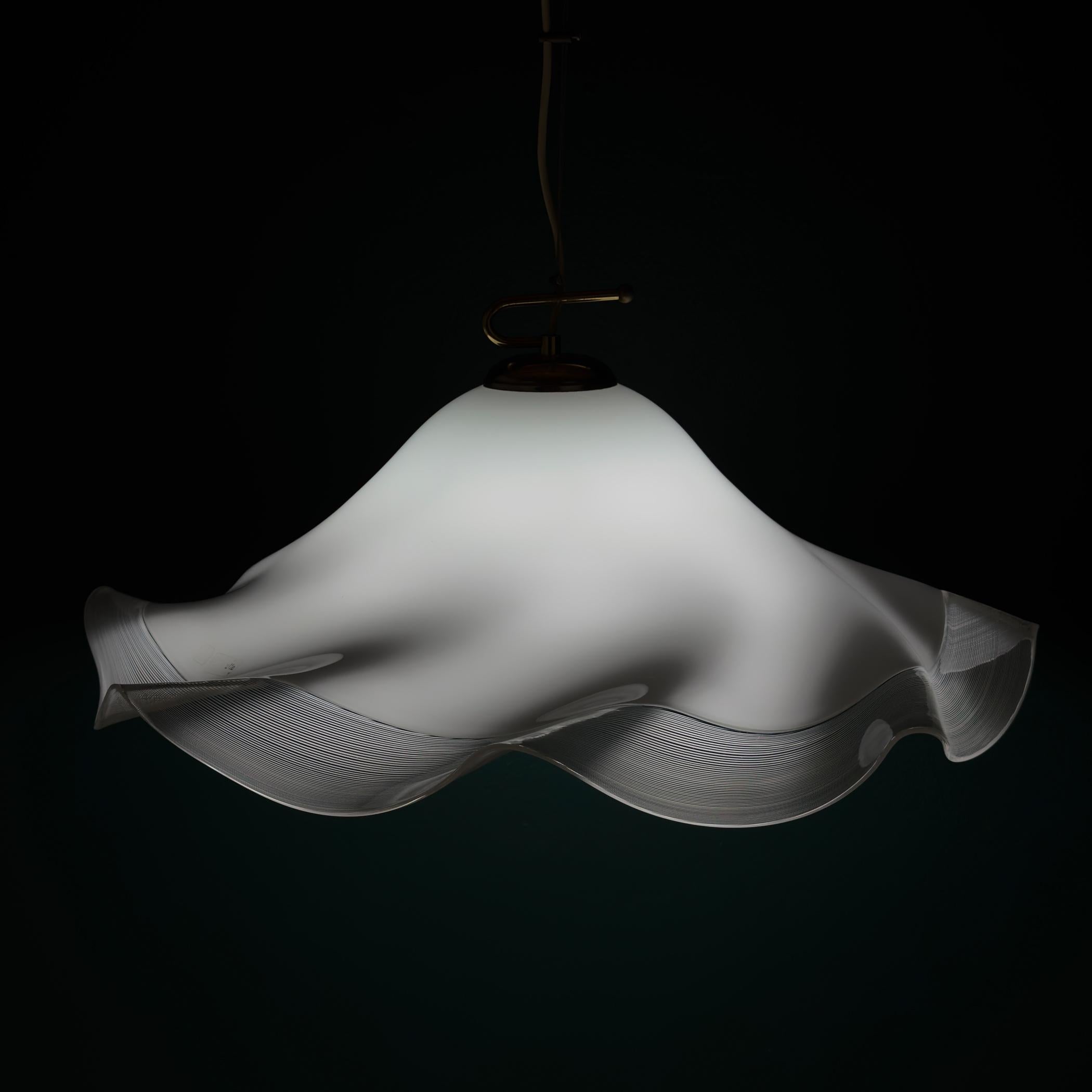 Lampada a sospensione in vetro di Murano bianco vintage, Italia anni '70 in vendita 5