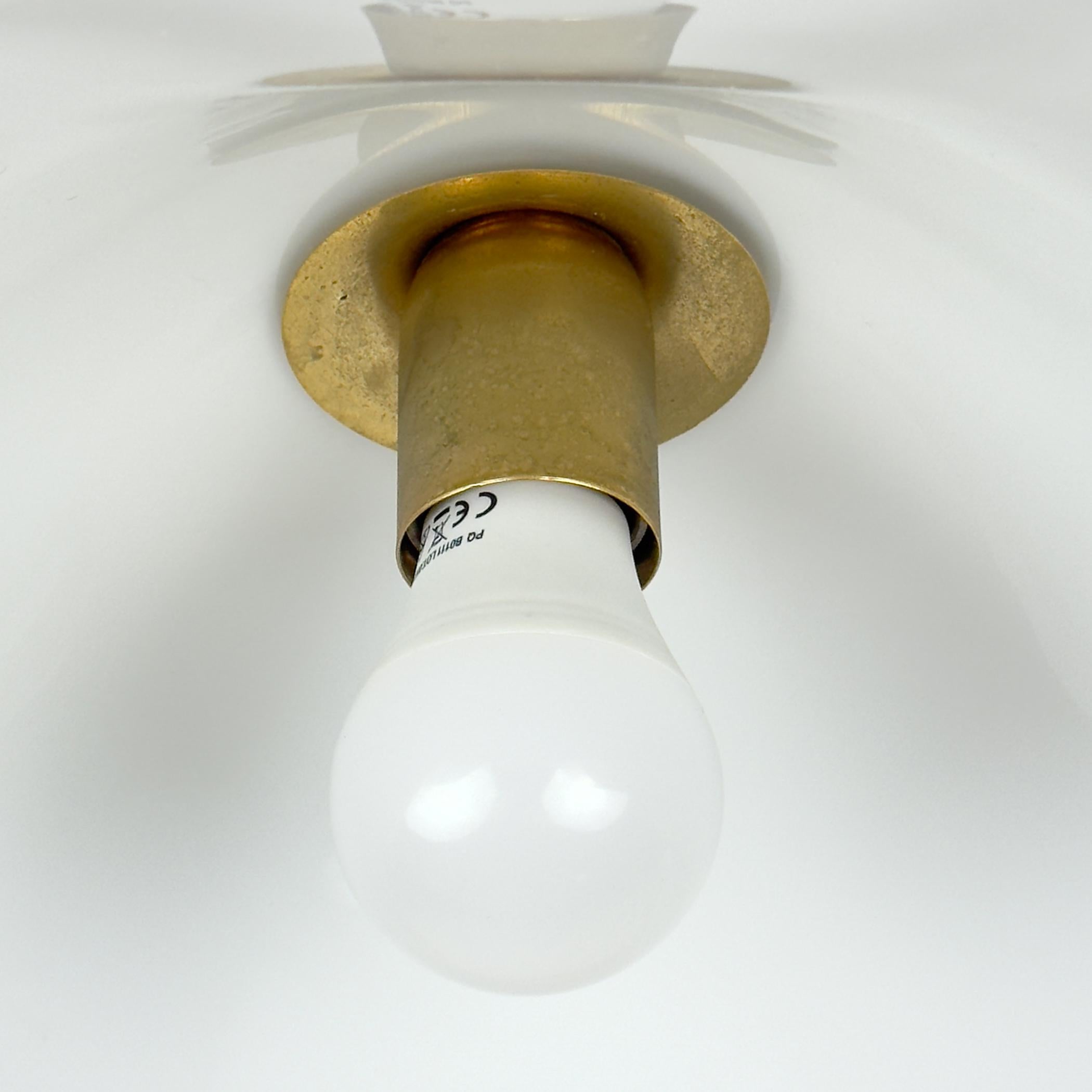 Lampada a sospensione in vetro di Murano bianco vintage, Italia anni '70 in vendita 7
