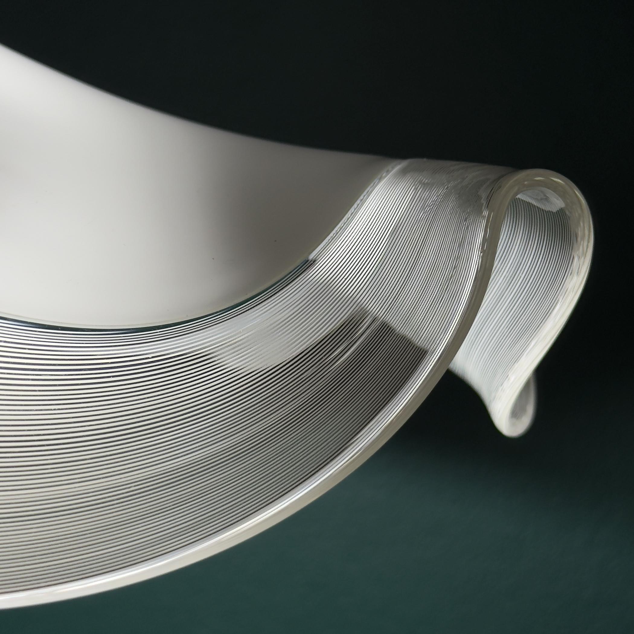 XX secolo Lampada a sospensione in vetro di Murano bianco vintage, Italia anni '70 in vendita