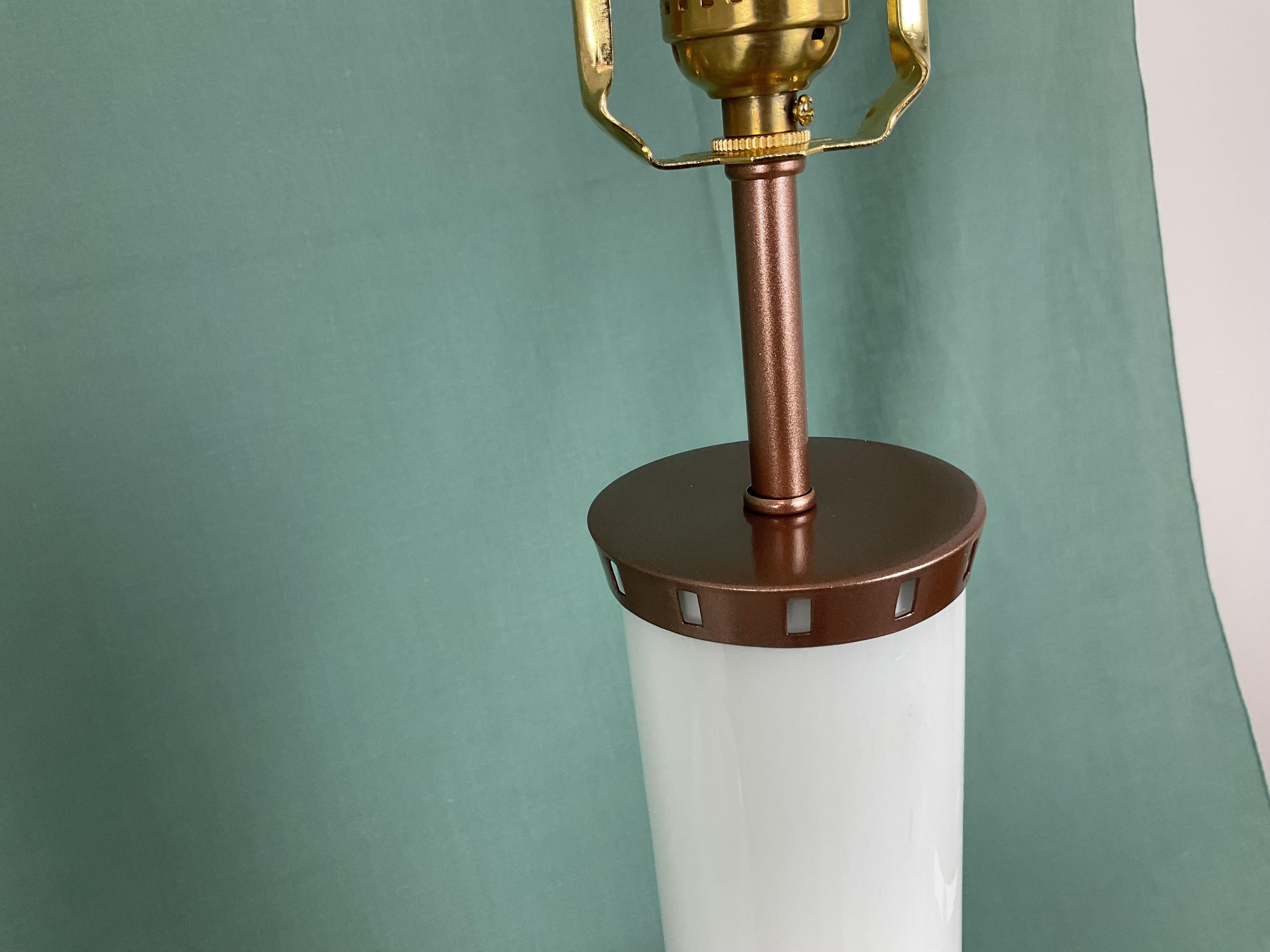 Mid-20th Century Vintage White Murano Glass Table Lamps For Sale