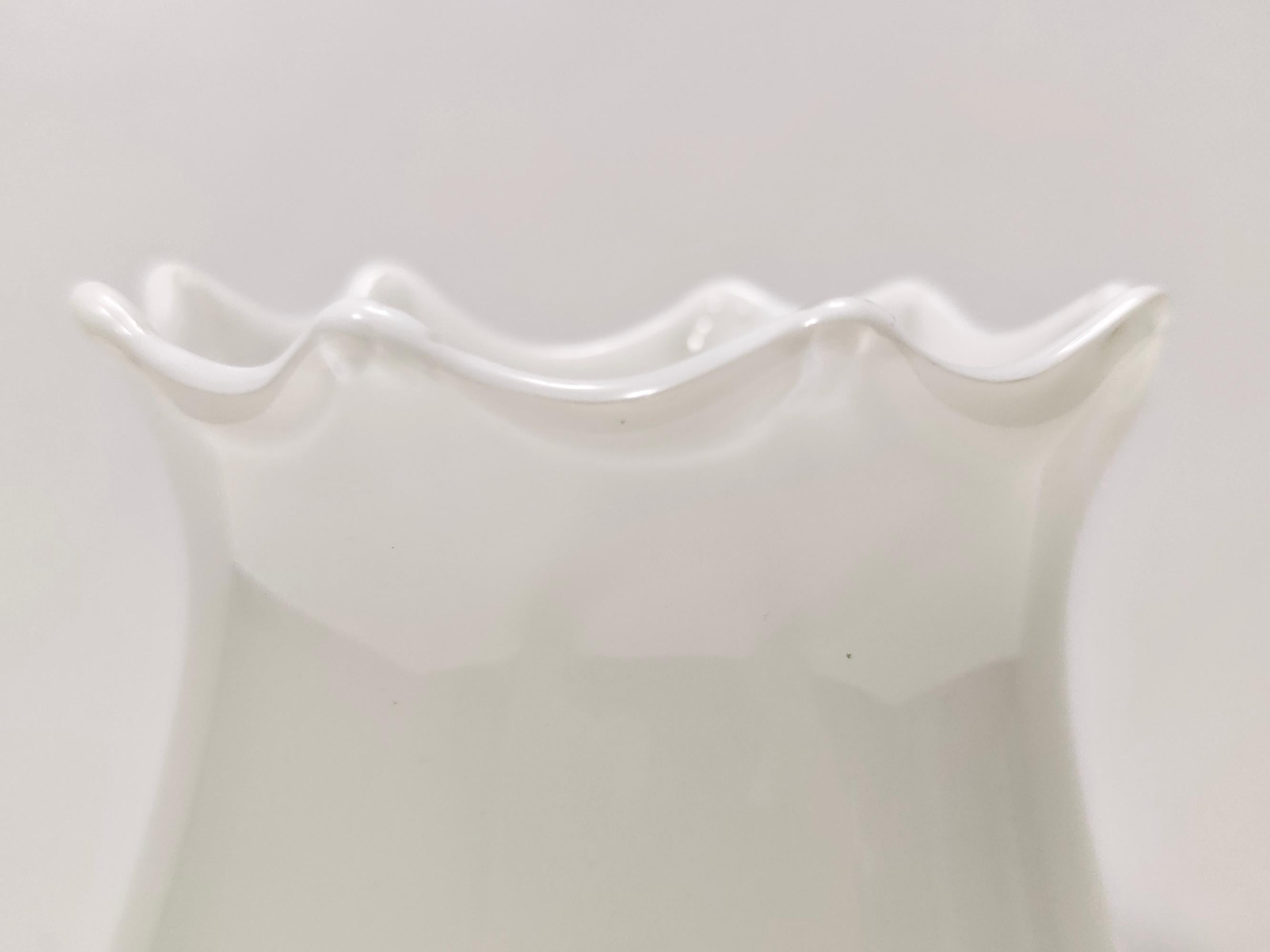 Vase vintage en verre de Murano blanc attribué à Dino Martens pour Aureliano Toso en vente 6