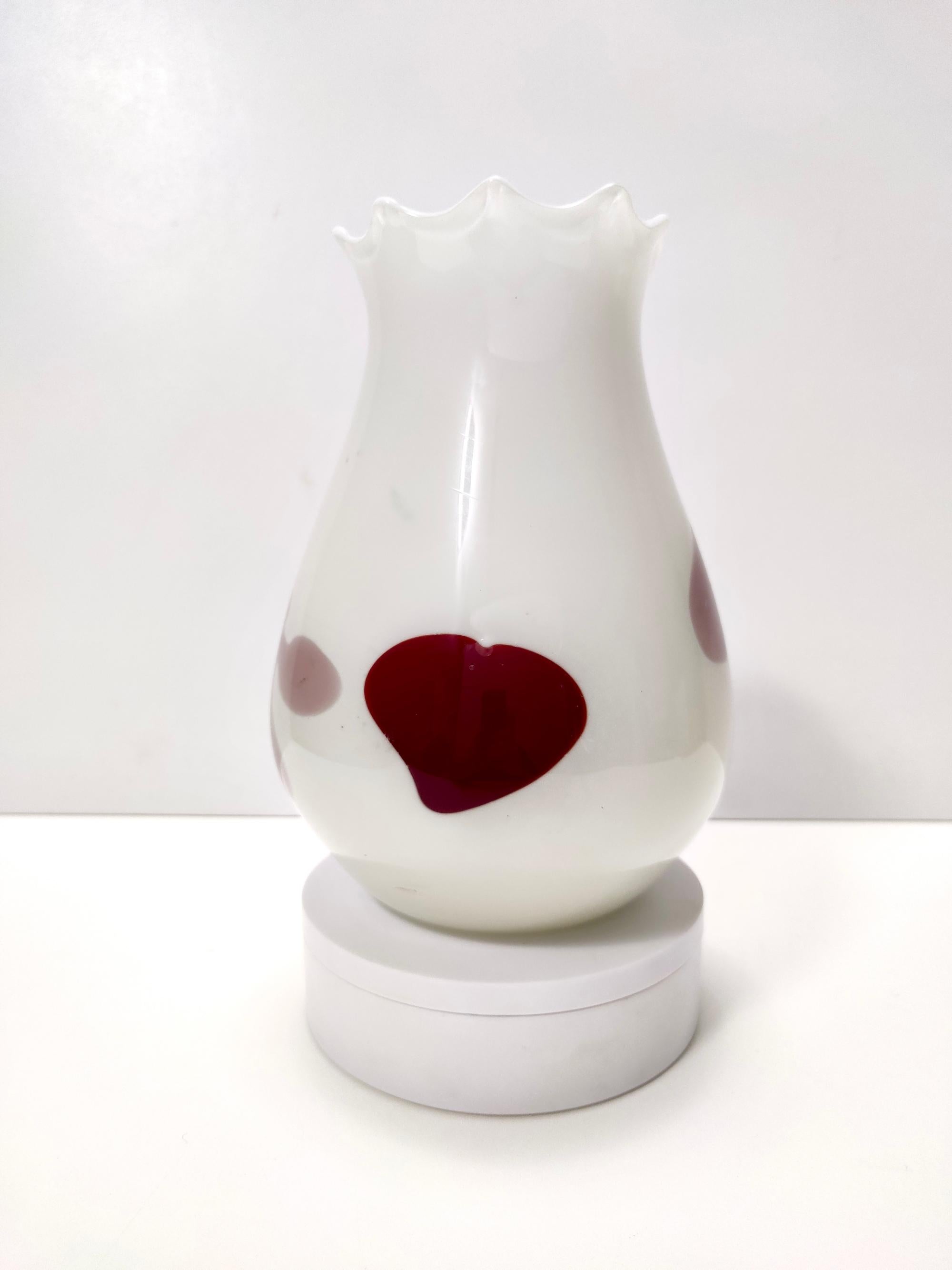 Italian Vintage White Murano Glass Vase attr. to Dino Martens for Aureliano Toso For Sale