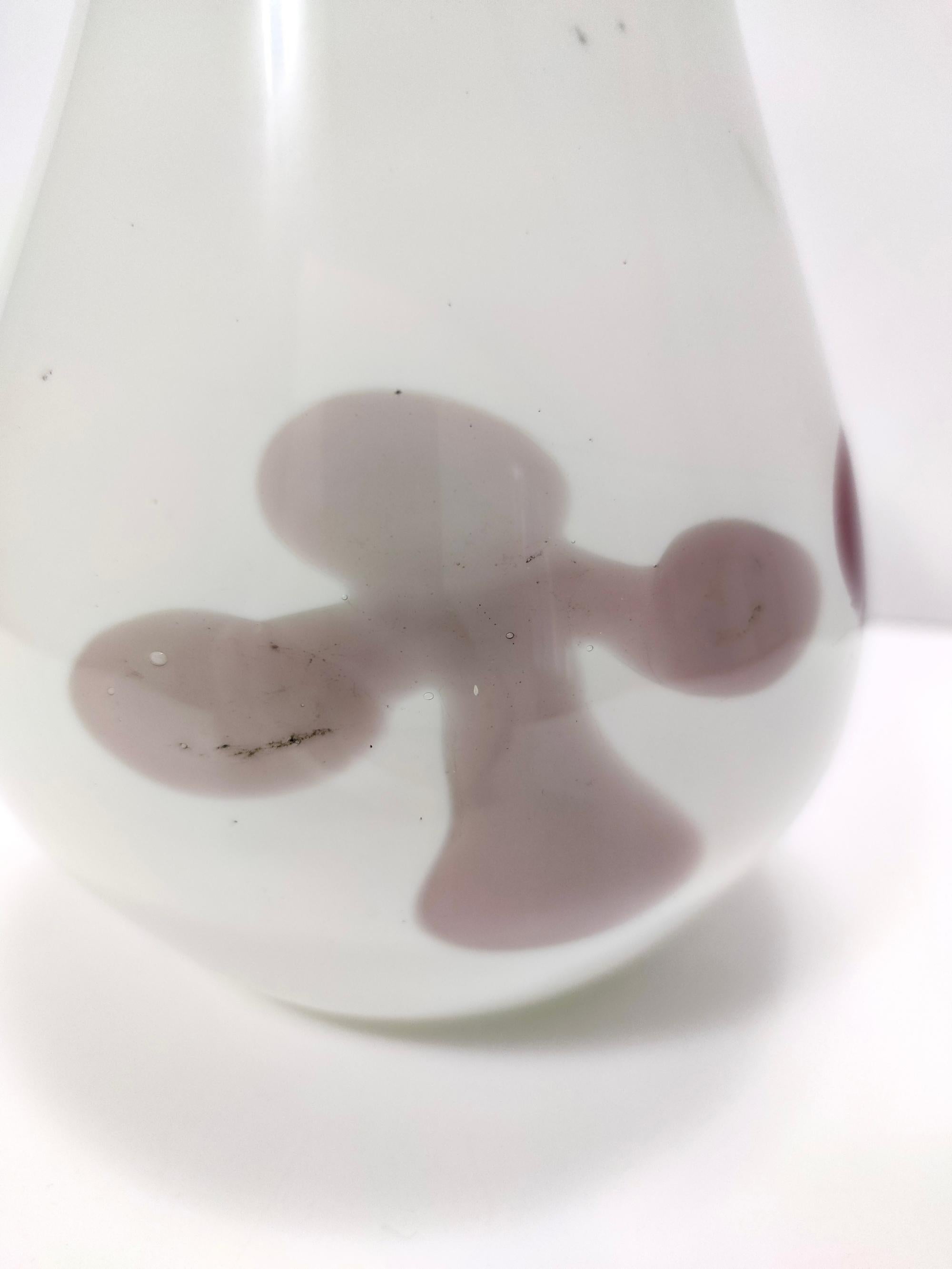Vase aus weißem Murano-Glas nach Dino Martens für Aureliano Toso im Angebot 1
