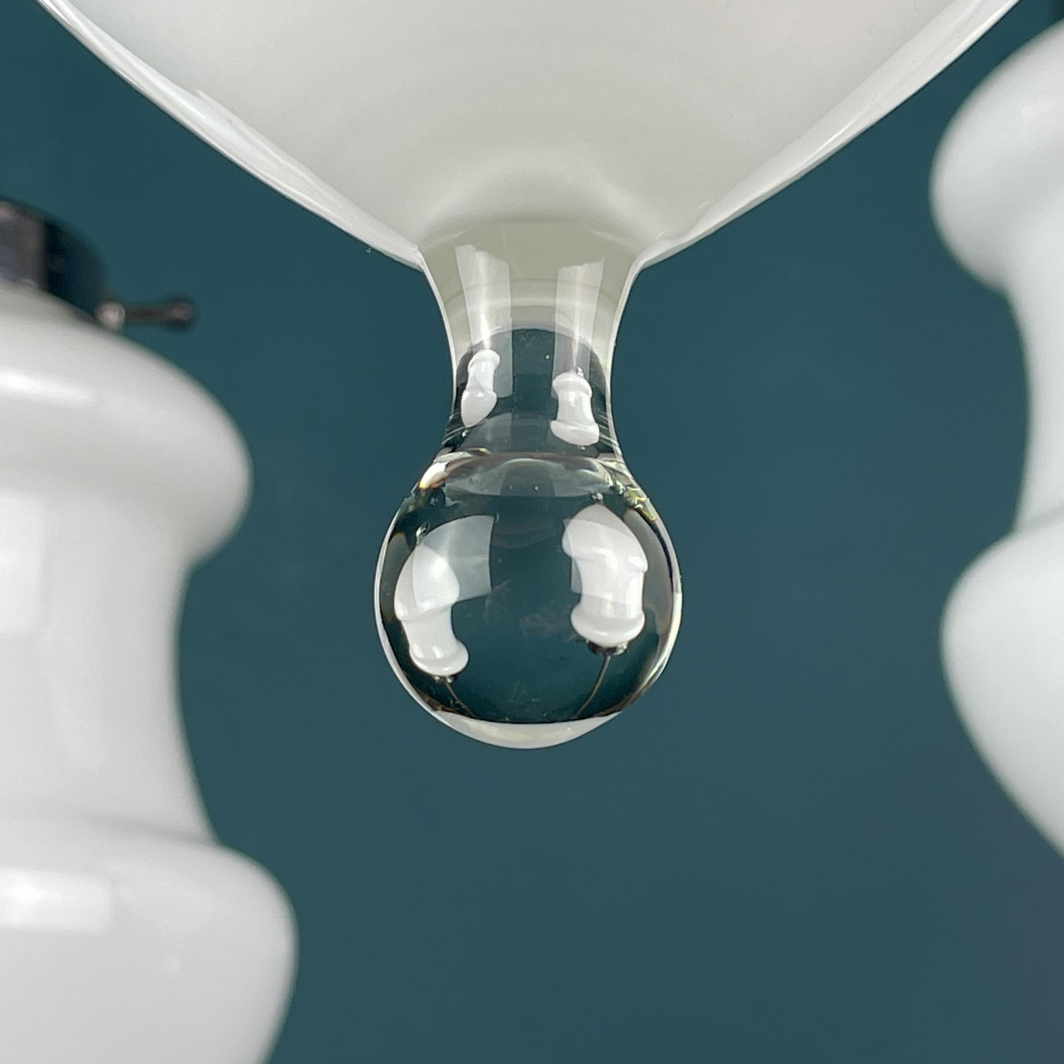 Lampada a sospensione di Murano bianca d'epoca, Italia 1960 in vendita 5