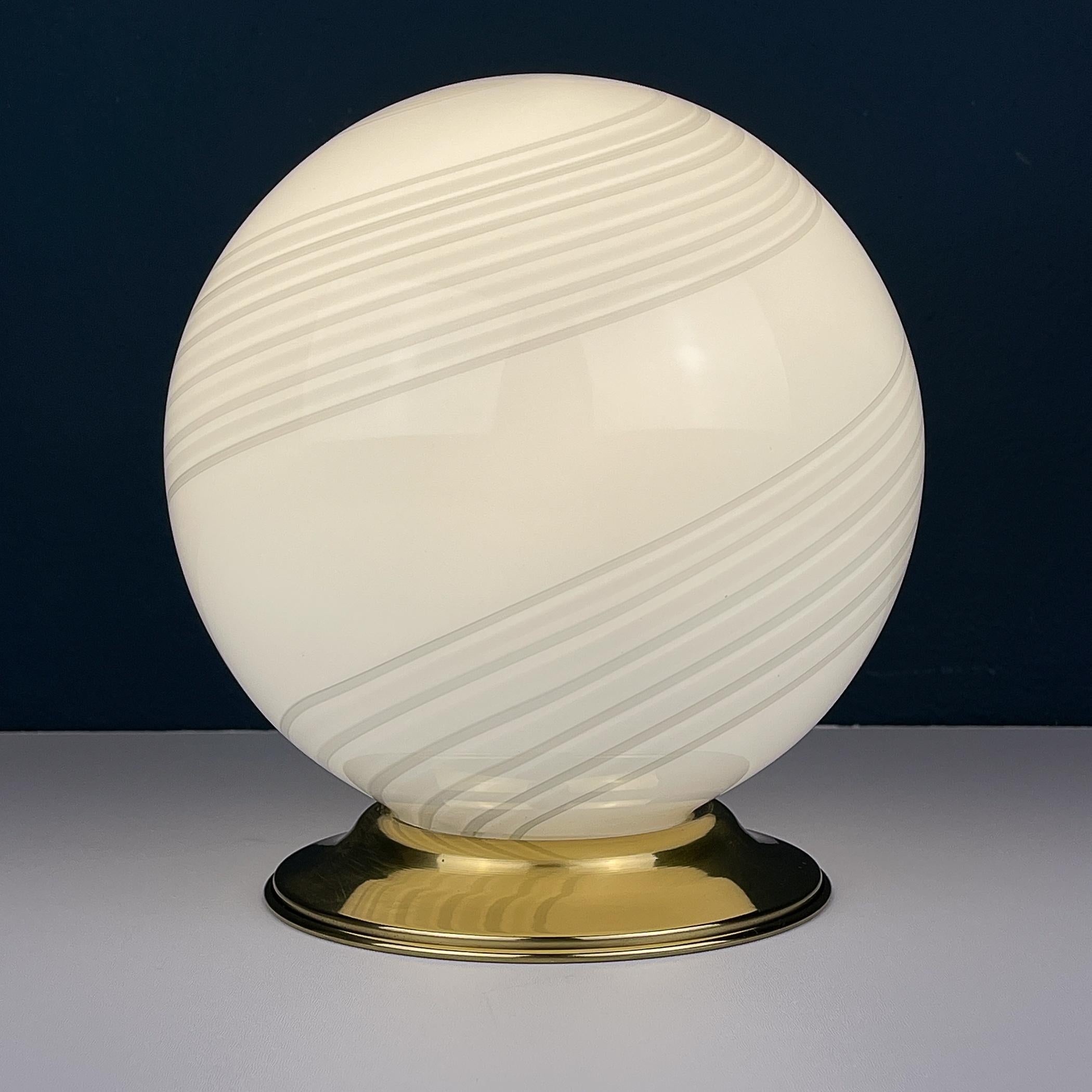 Italian Vintage white murano table lamp Italy 1970s For Sale