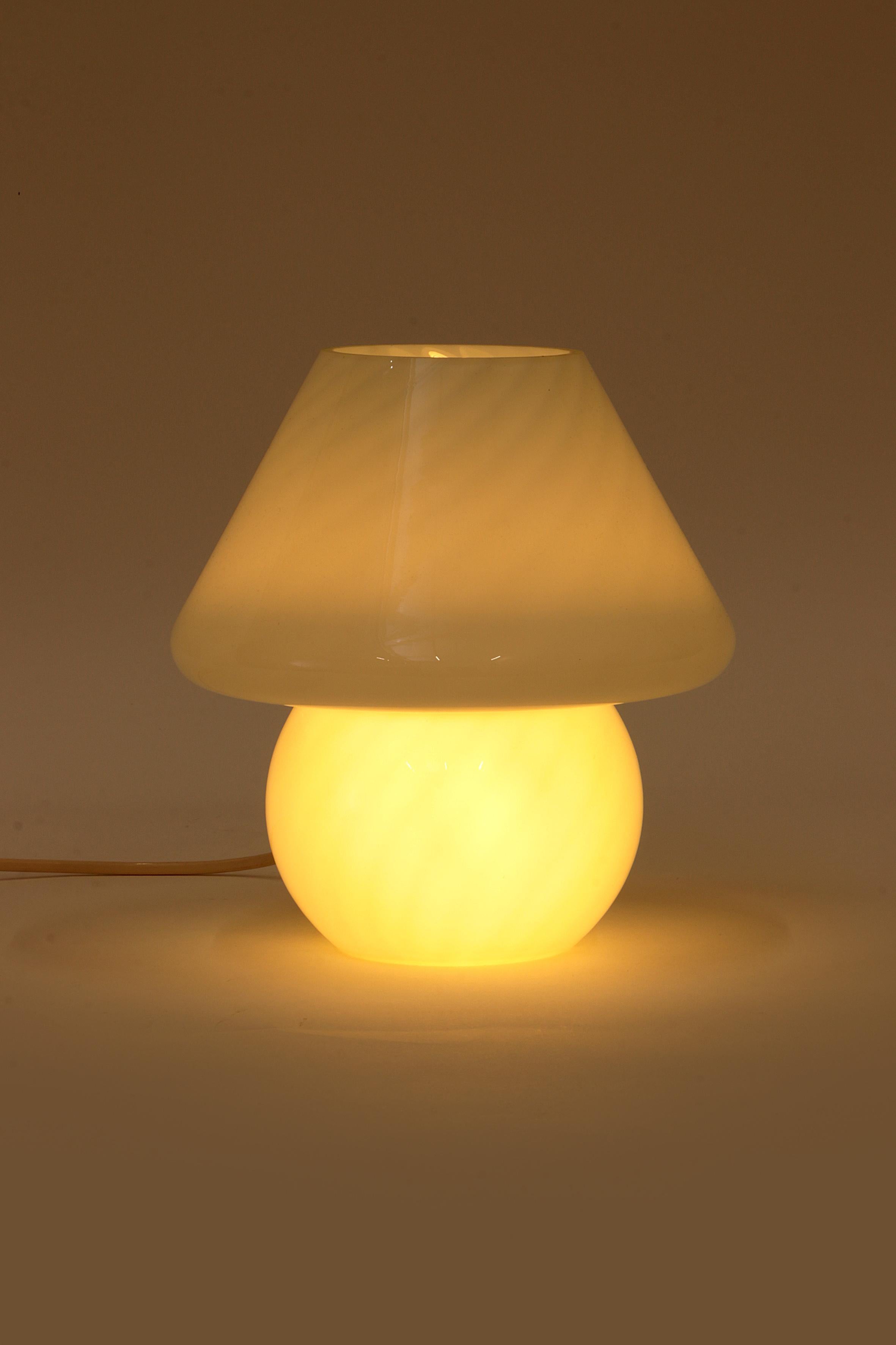 Vintage White Mushroom Lamp by Glashutte, 1960, Germany In Good Condition In Oostrum-Venray, NL