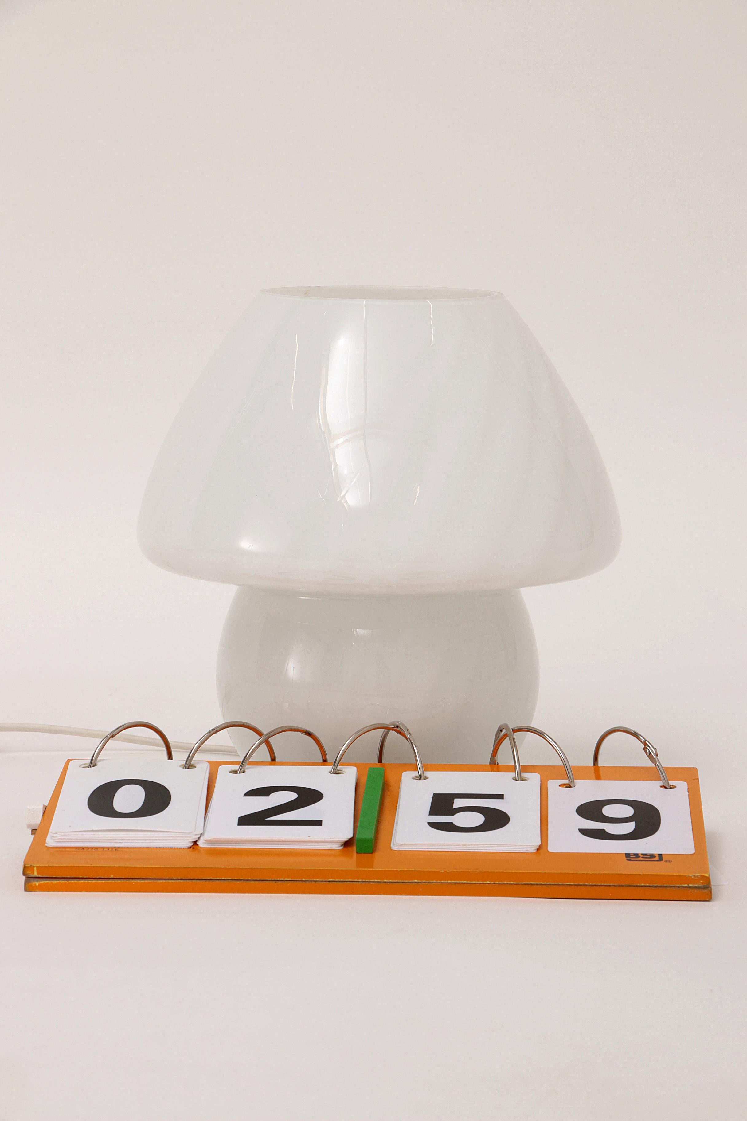 Vintage White Mushroom Lamp by Glashutte, 1960 Germany For Sale 1