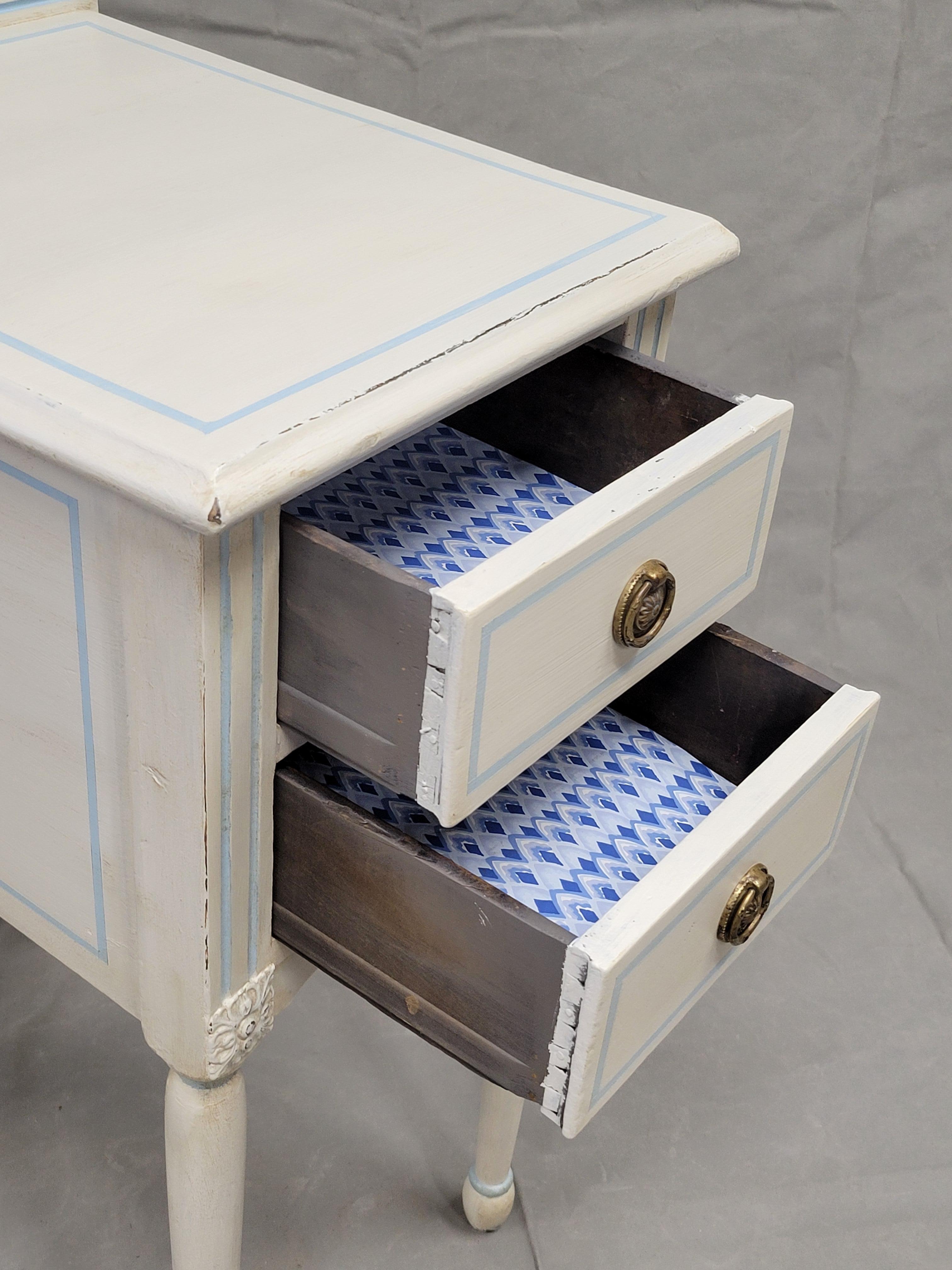 Vintage White Nightstands With Blue Striping - a Pair In Good Condition In Centennial, CO