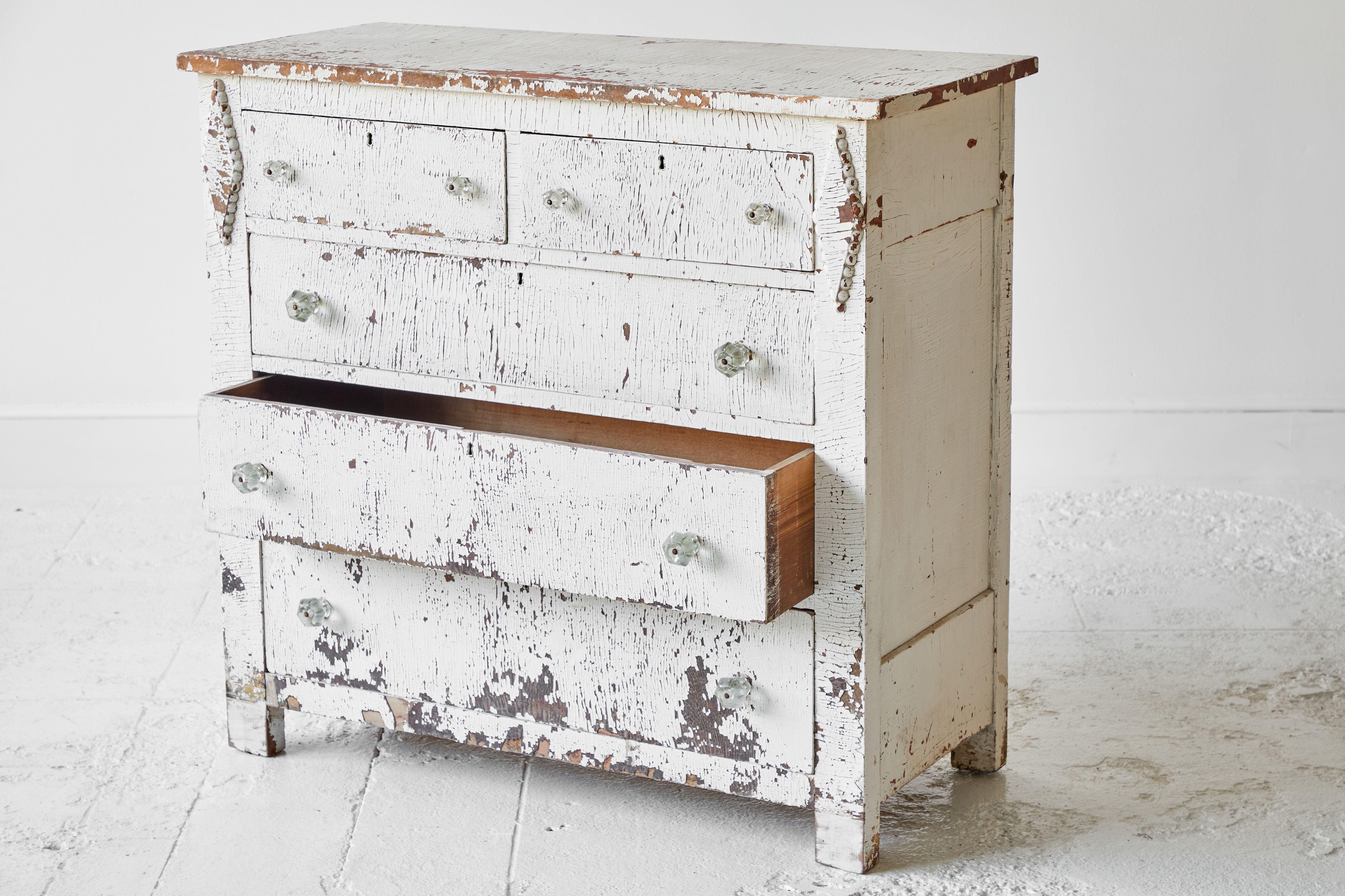 Vintage White Painted Chest of Drawers 2