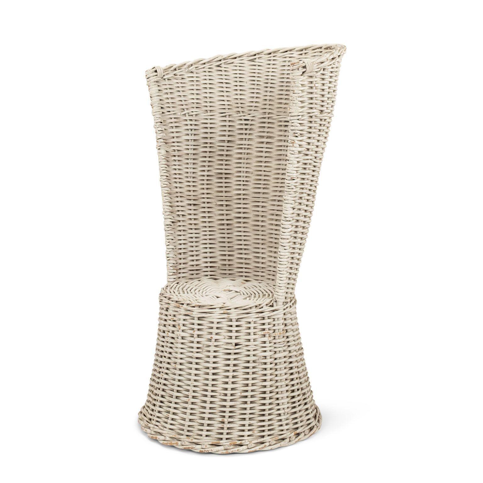 Weiß lackierter Korbstuhl mit hoher Rückenlehne im Vintage-Stil im Angebot 2