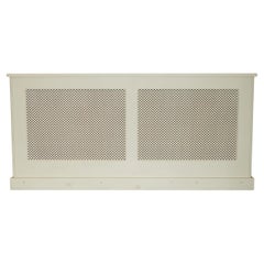 VINTAGE WHiTE PAINTED RADIATOR COVER DOUBLE SIZED READY TO GO
