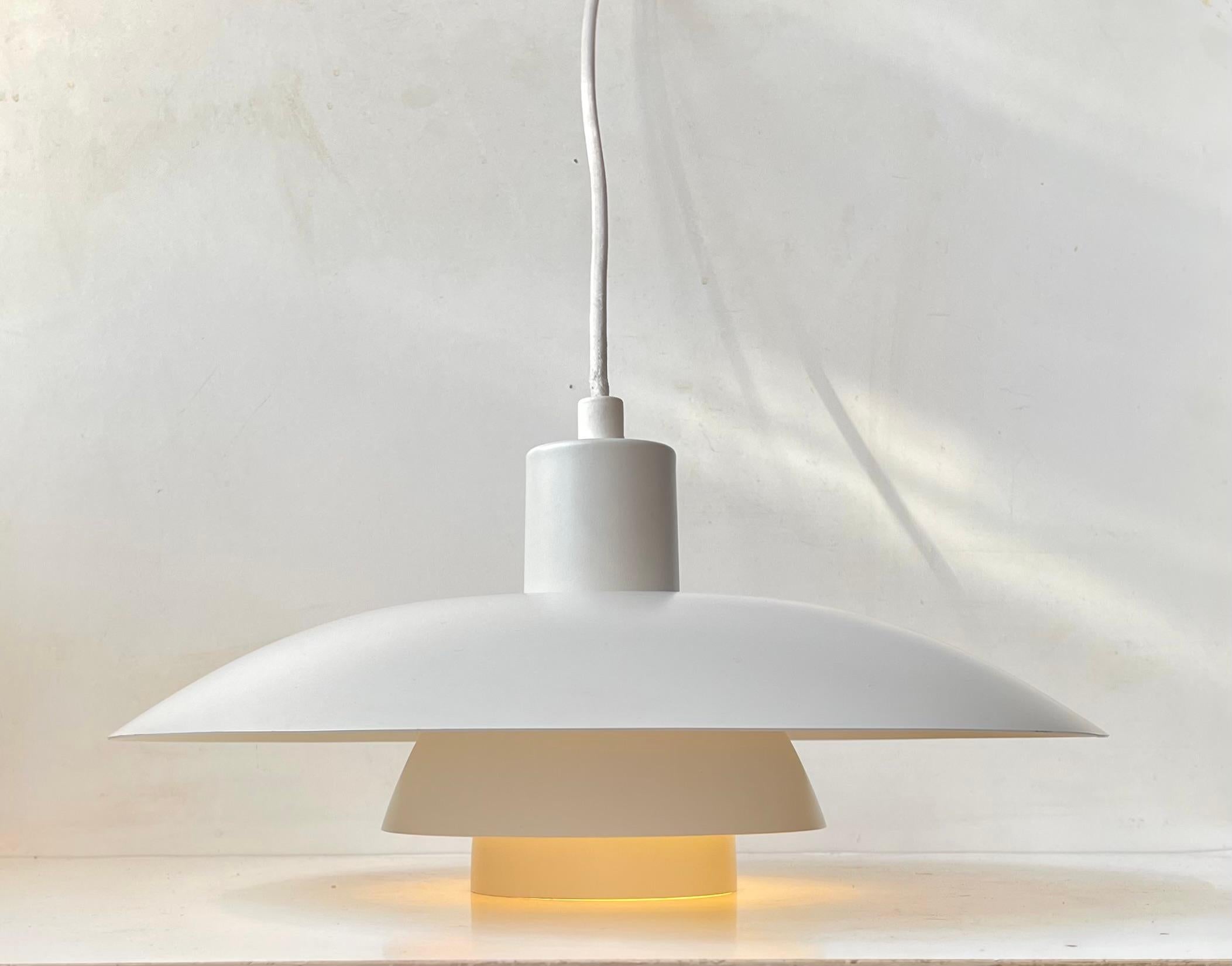 - Produced in Denmark circa 1980 
-Designed by Poul Henningsen - PH 
-Manufactured by Louis Poulsen 
-Measurements: Diameter: 40 cm, Height: 20 cm. 
- The lamp is designed so that you have a maximum diffusion of light and minimal glare.