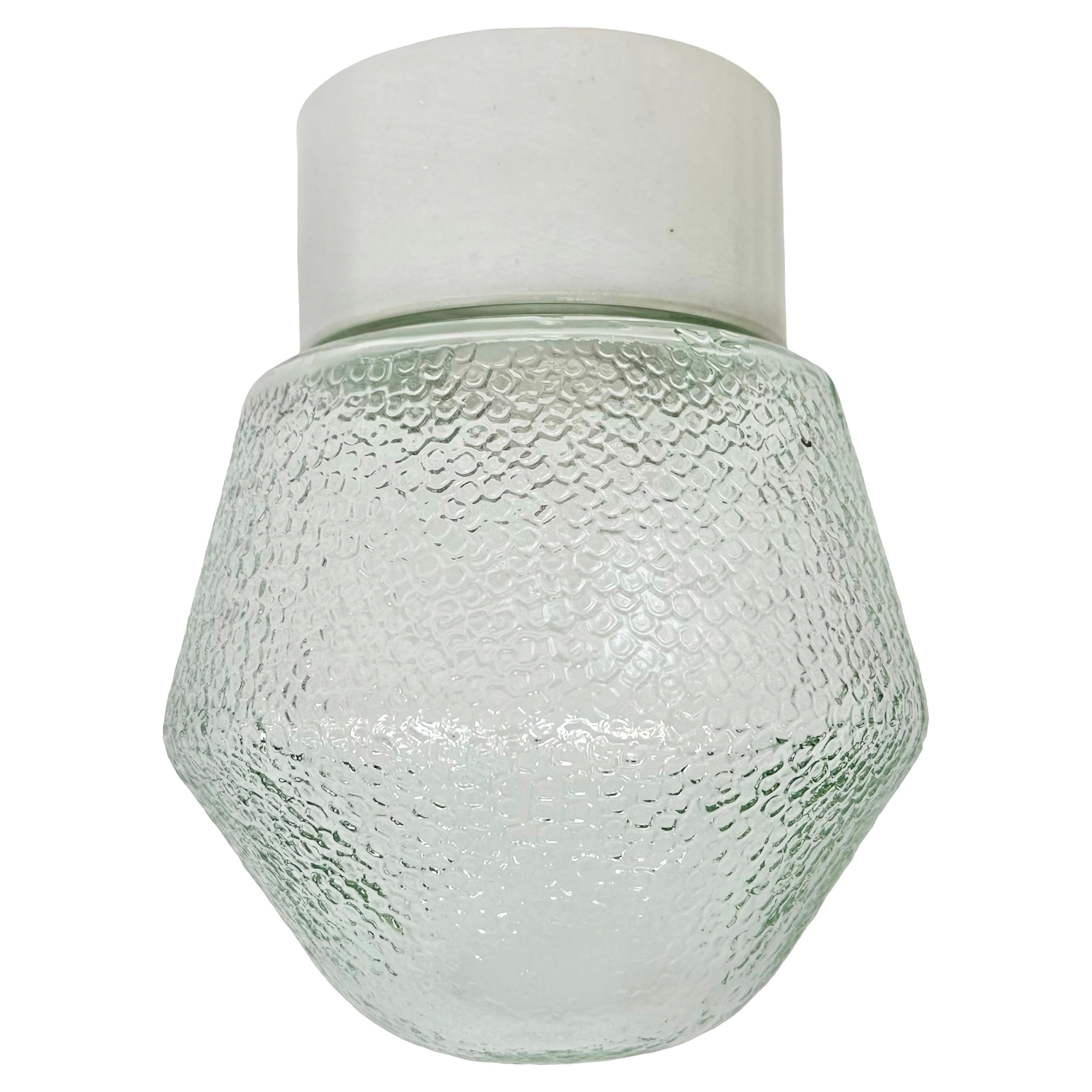 Plafonnier vintage en porcelaine blanche avec verre dépoli, années 1970 en vente