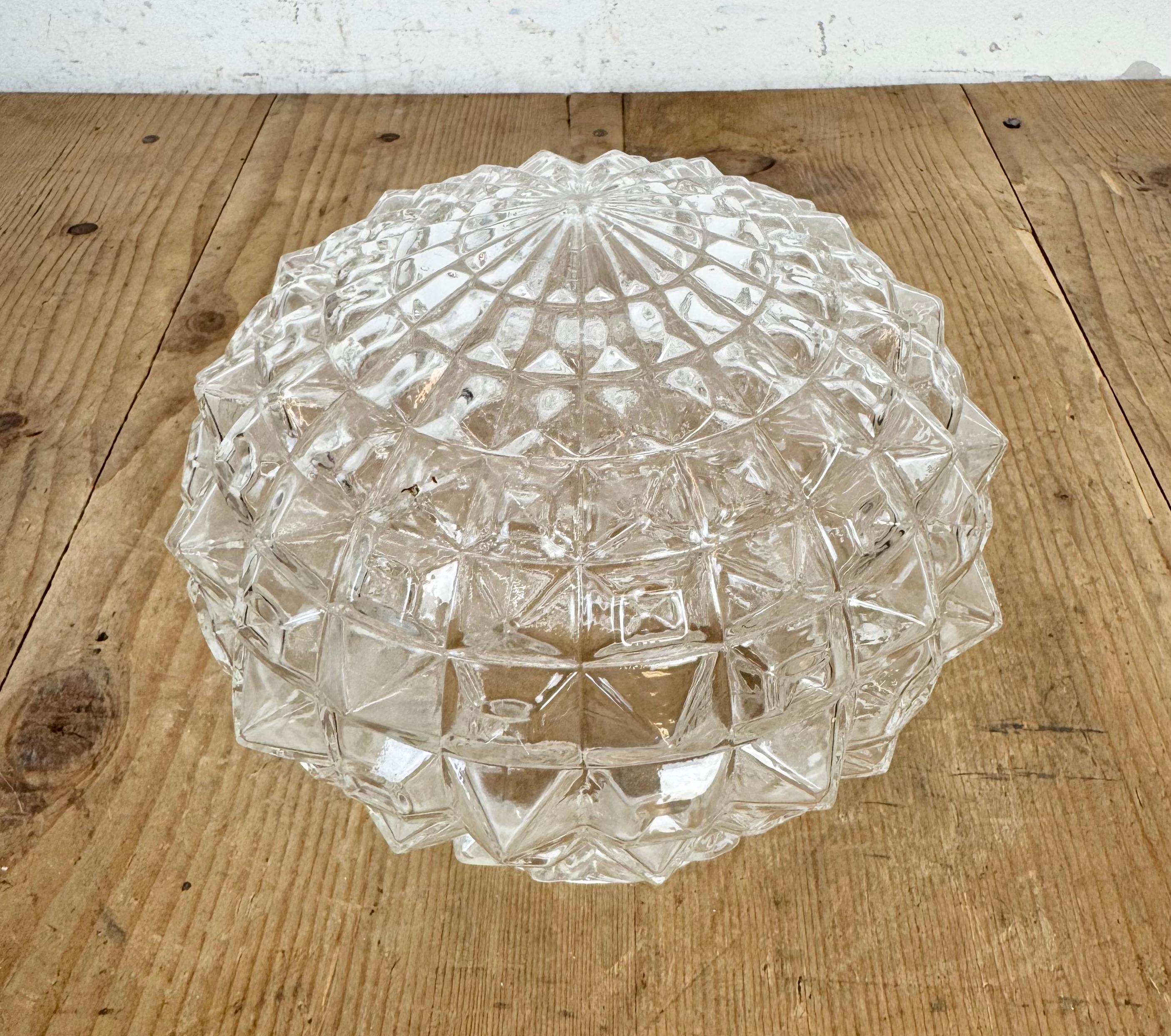 Lampada a sospensione in porcellana bianca vintage, anni '70 in vendita 4