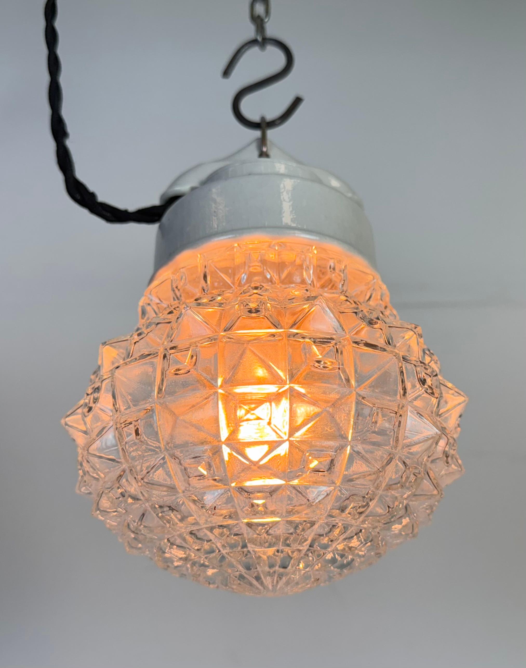 Lampada a sospensione in porcellana bianca vintage, anni '70 in vendita 6