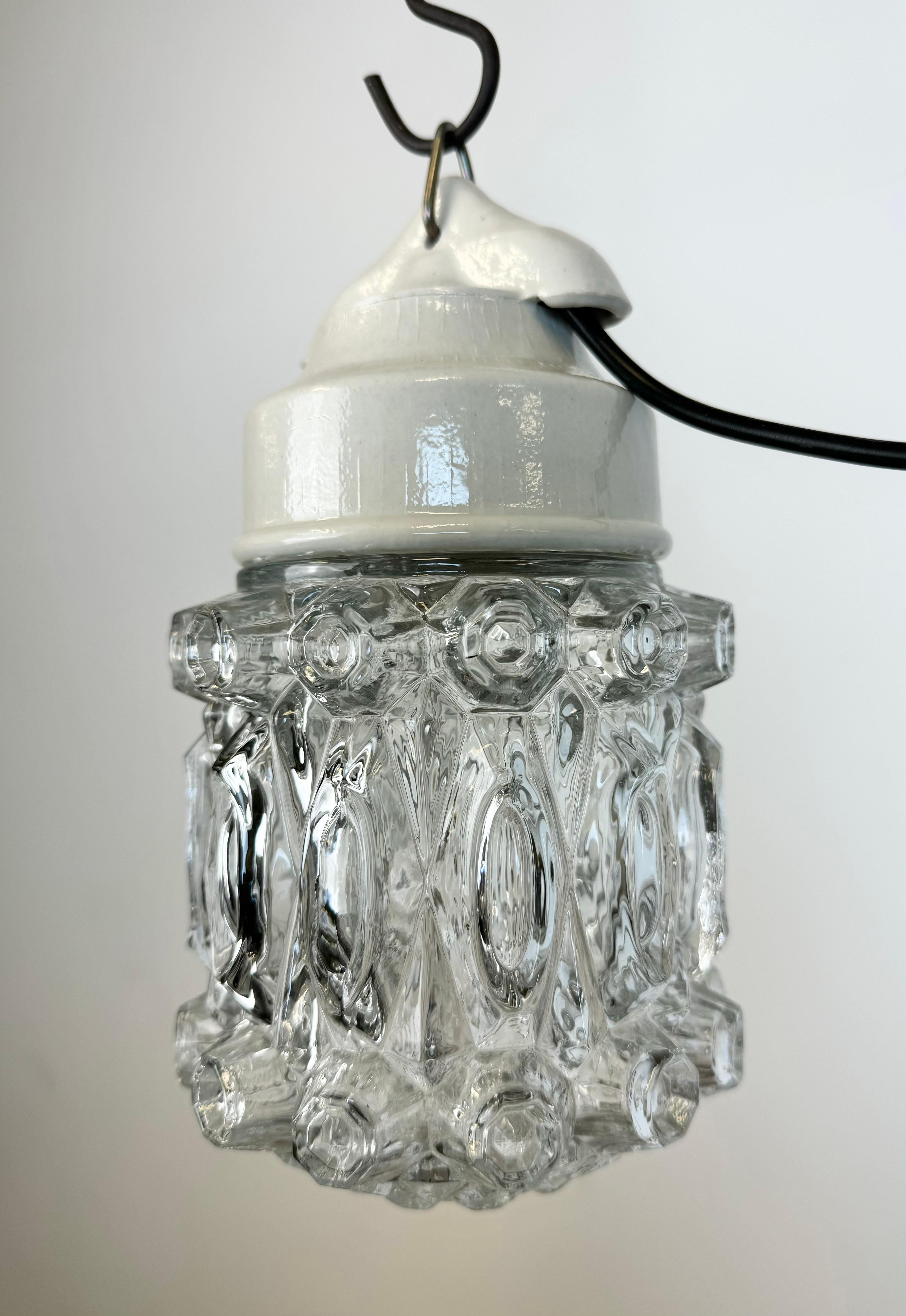 Lampe à suspension vintage en porcelaine blanche, années 1970 en vente 1