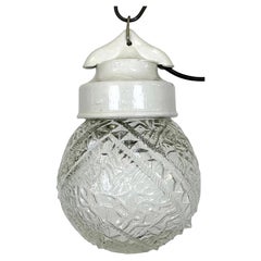 Lampe à suspension vintage en porcelaine blanche, années 1970