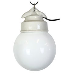 Lampe à suspension vintage en porcelaine blanche, années 1970