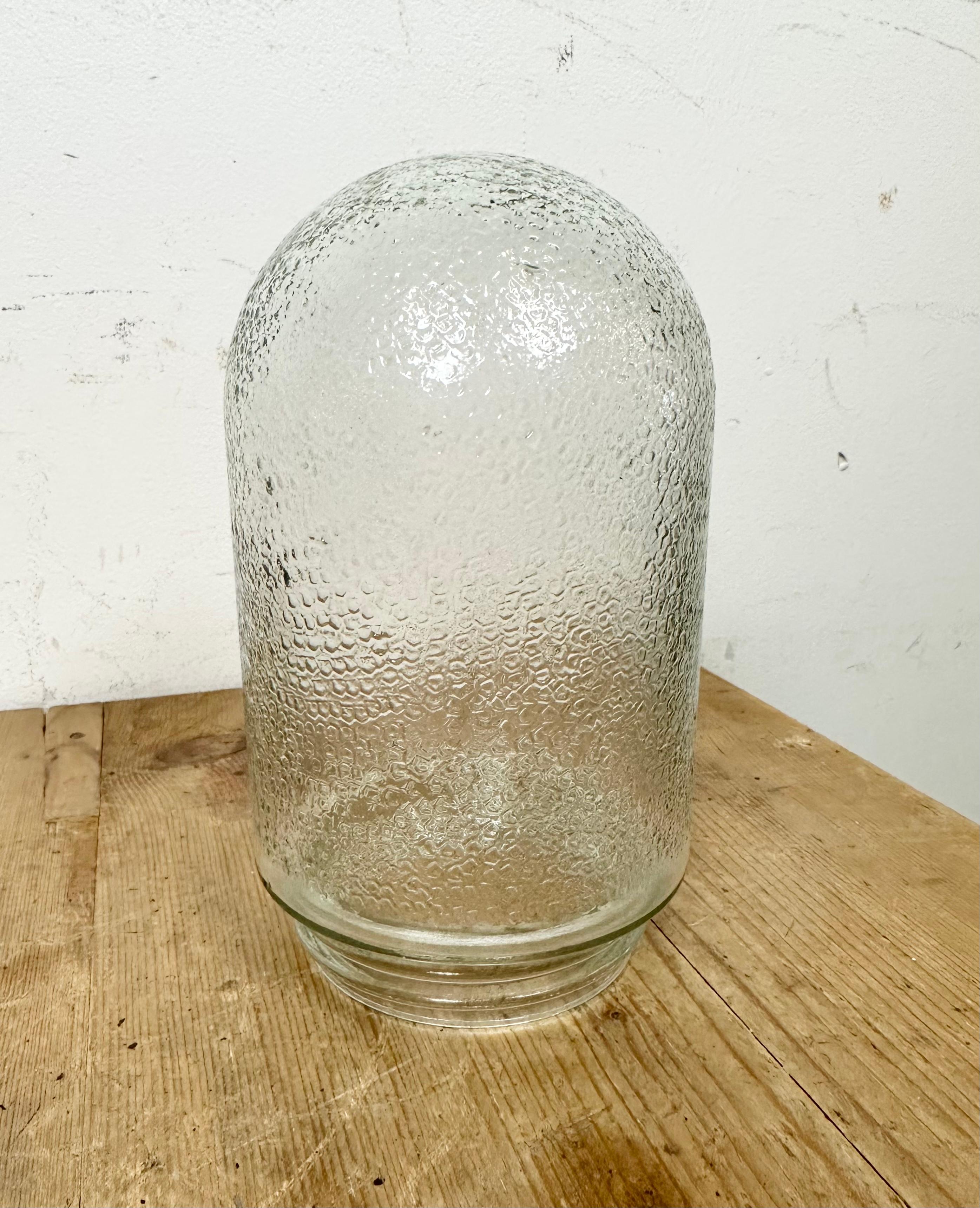 Lampe à suspension vintage en porcelaine blanche avec verre dépoli, années 1970 en vente 5