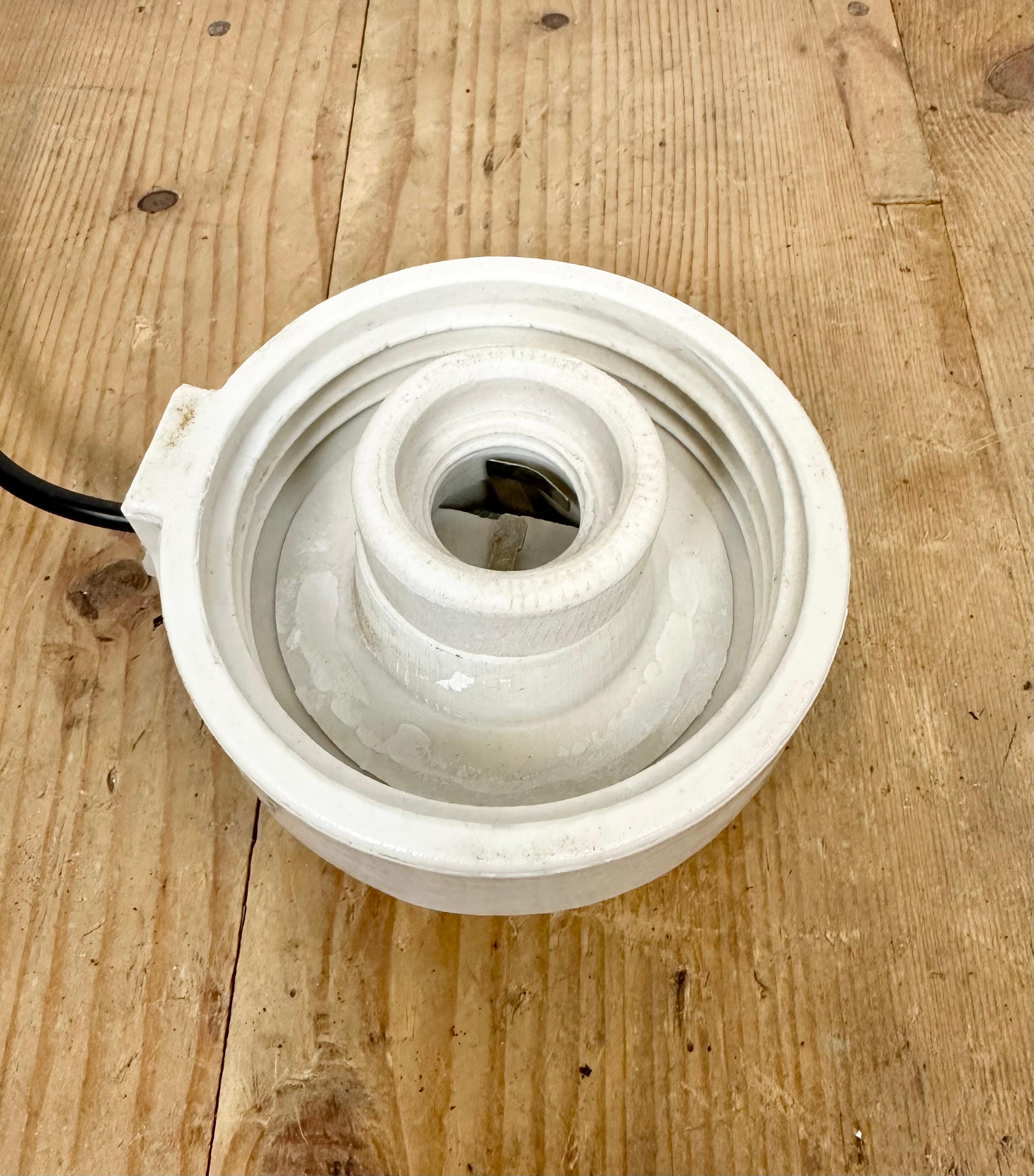 Vintage White Porcelain Pendant Light with Frosted Glass, 1970s For Sale 7