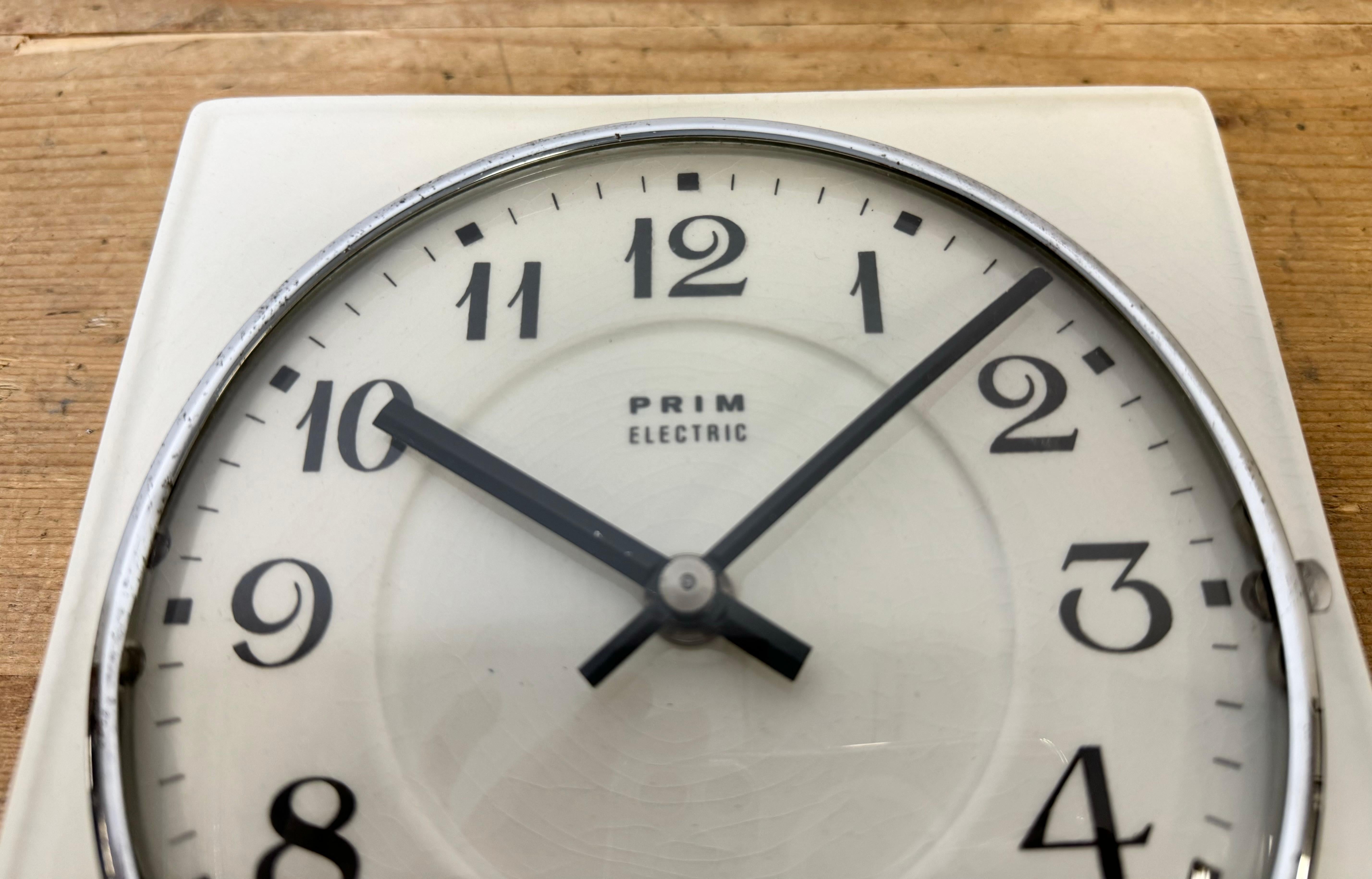 Vintage White Porcelain Wall Clock from Prim, 1970s For Sale 3