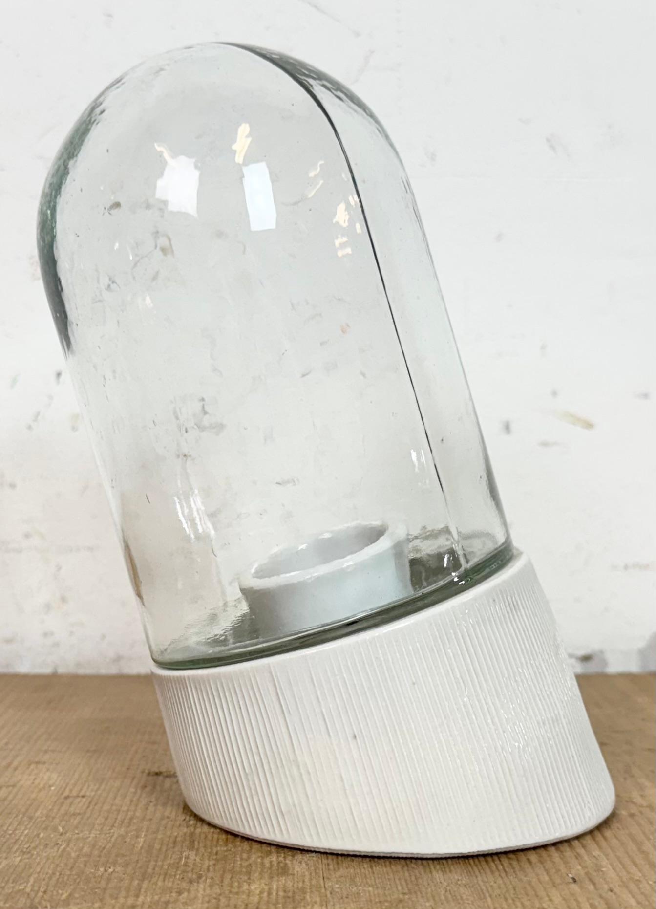Aplique vintage de porcelana blanca, años 70 Industrial en venta