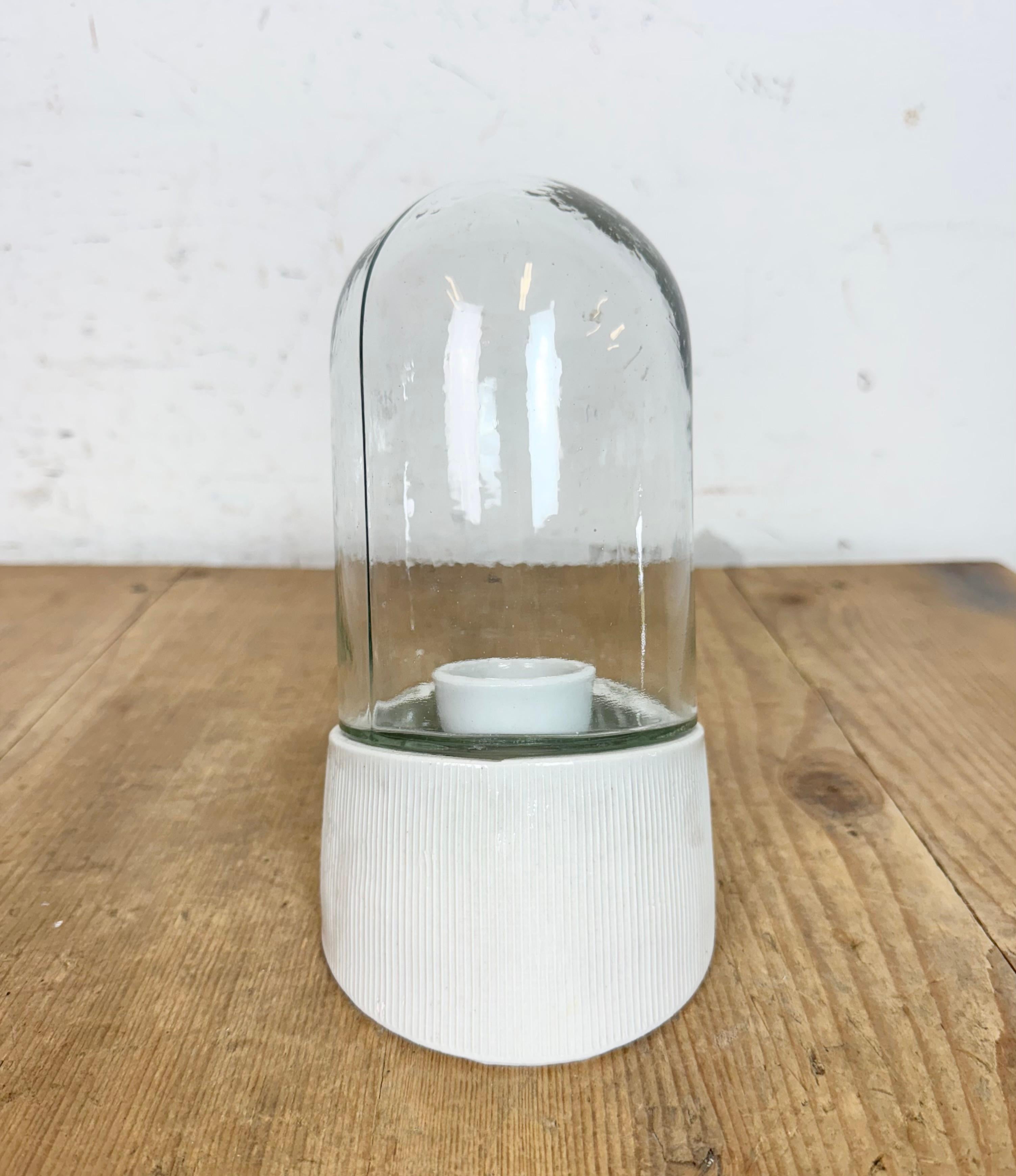 Aplique vintage de porcelana blanca, años 70 Checo en venta