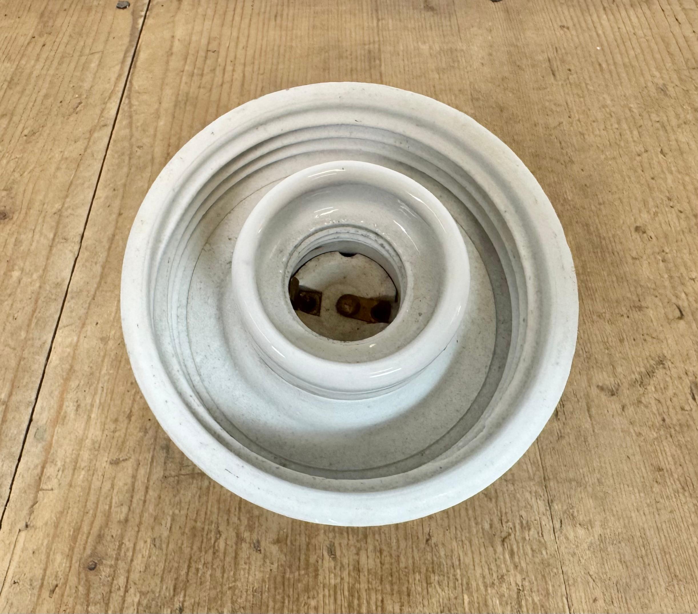 Aplique Vintage de Porcelana Blanca con Cristal Transparente, Años 60 en venta 5