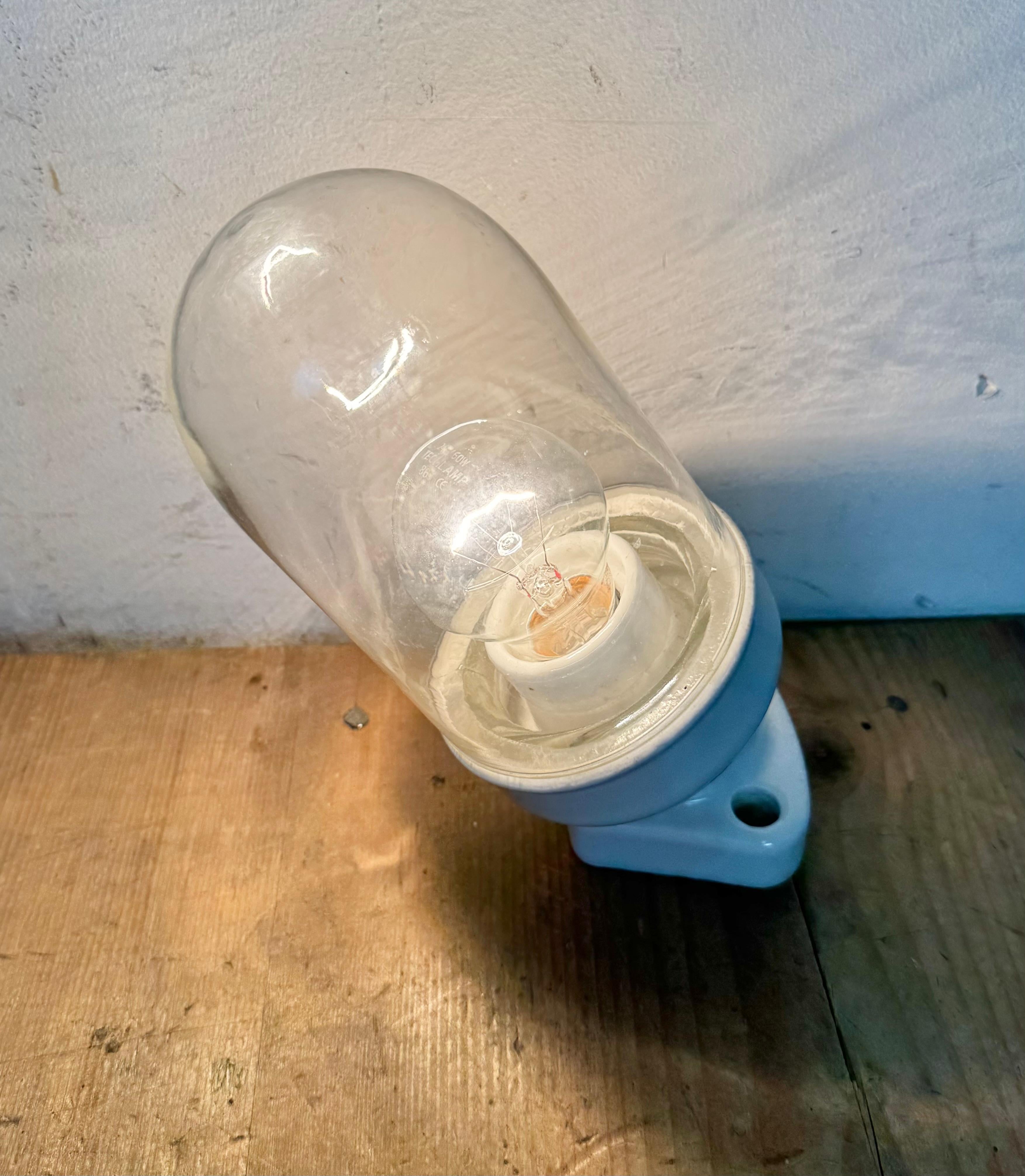Aplique Vintage de Porcelana Blanca con Cristal Transparente, Años 60 en venta 1