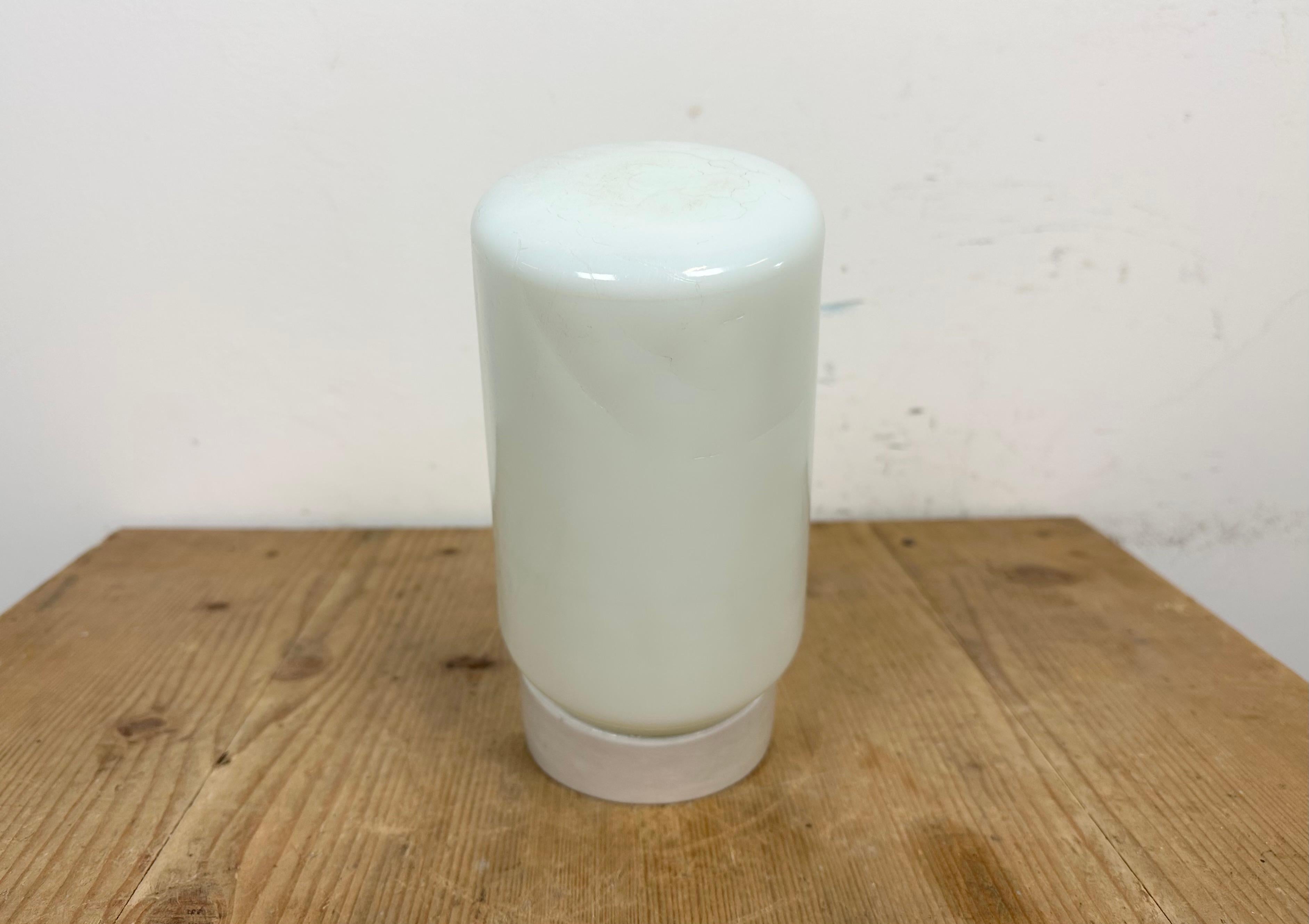Late 20th Century Vintage White Porcelain Wall Light with Milk Glass, 1970s For Sale