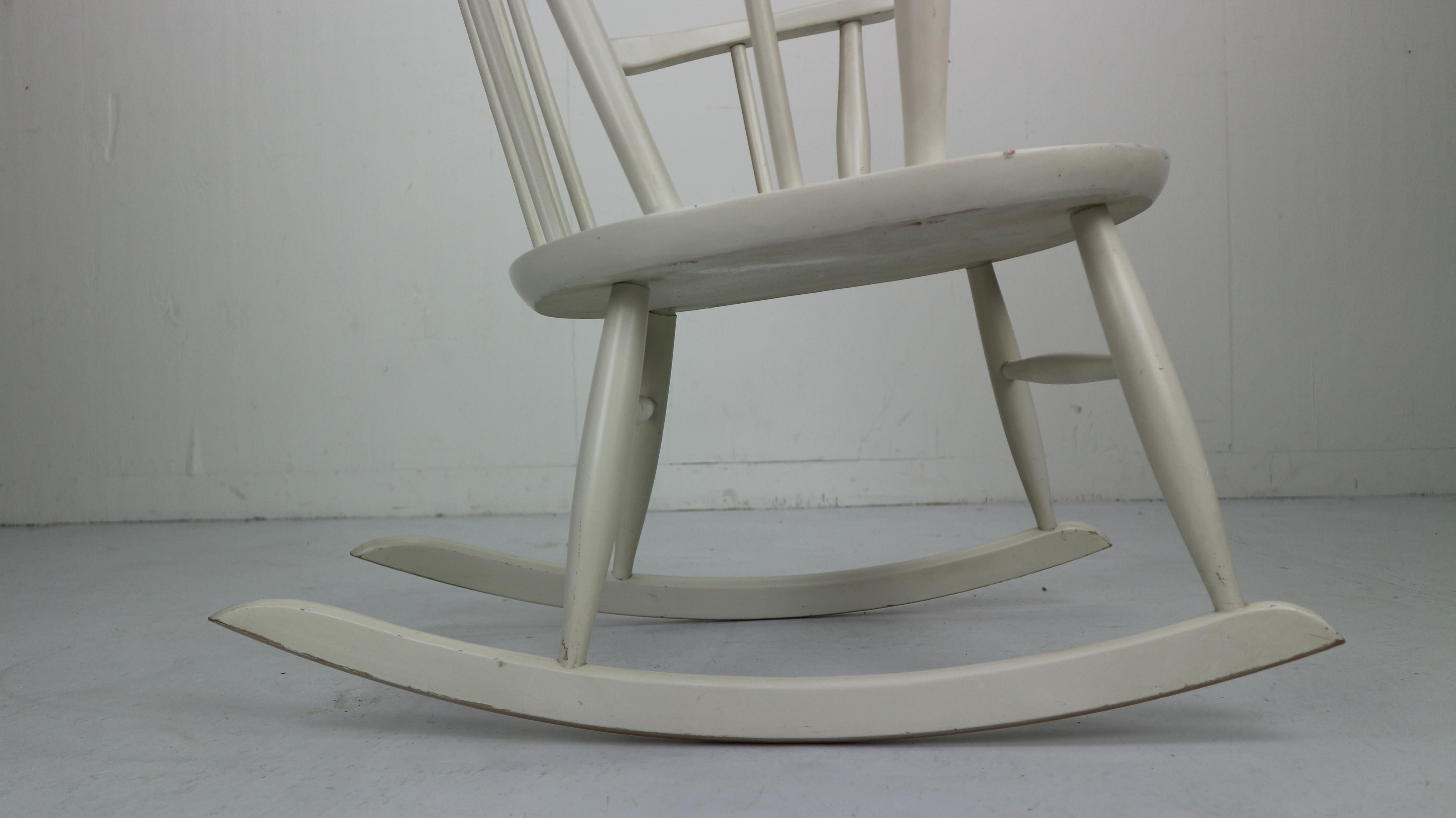 Vintage White Scandinavian Rocking Chair, 1960s 6
