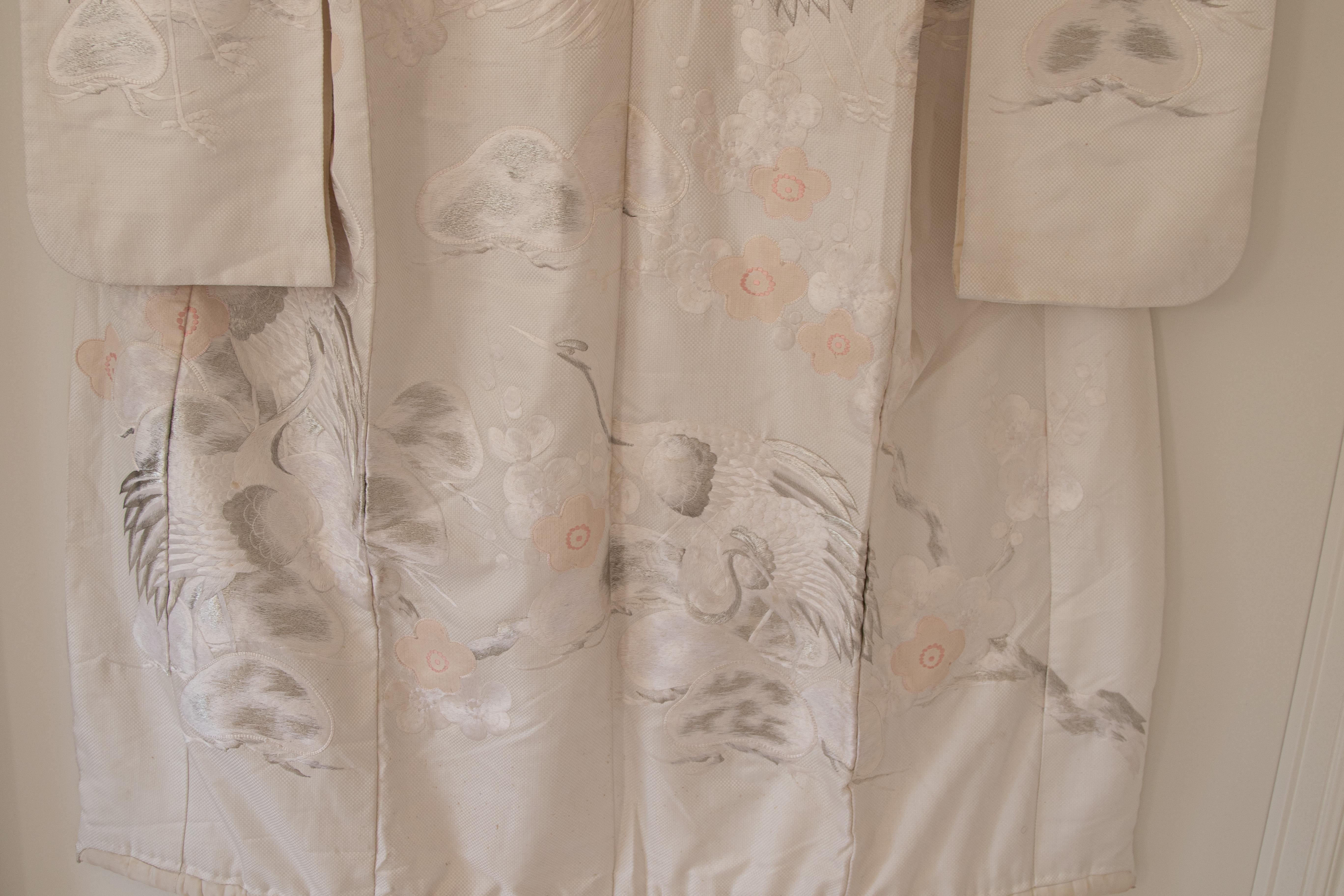 Vintage Kimono White Silk Brocade Japanese Wedding Dress 11