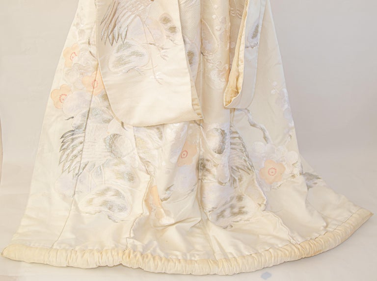 Vintage Kimono White Silk Brocade Japanese Wedding Dress For Sale at
