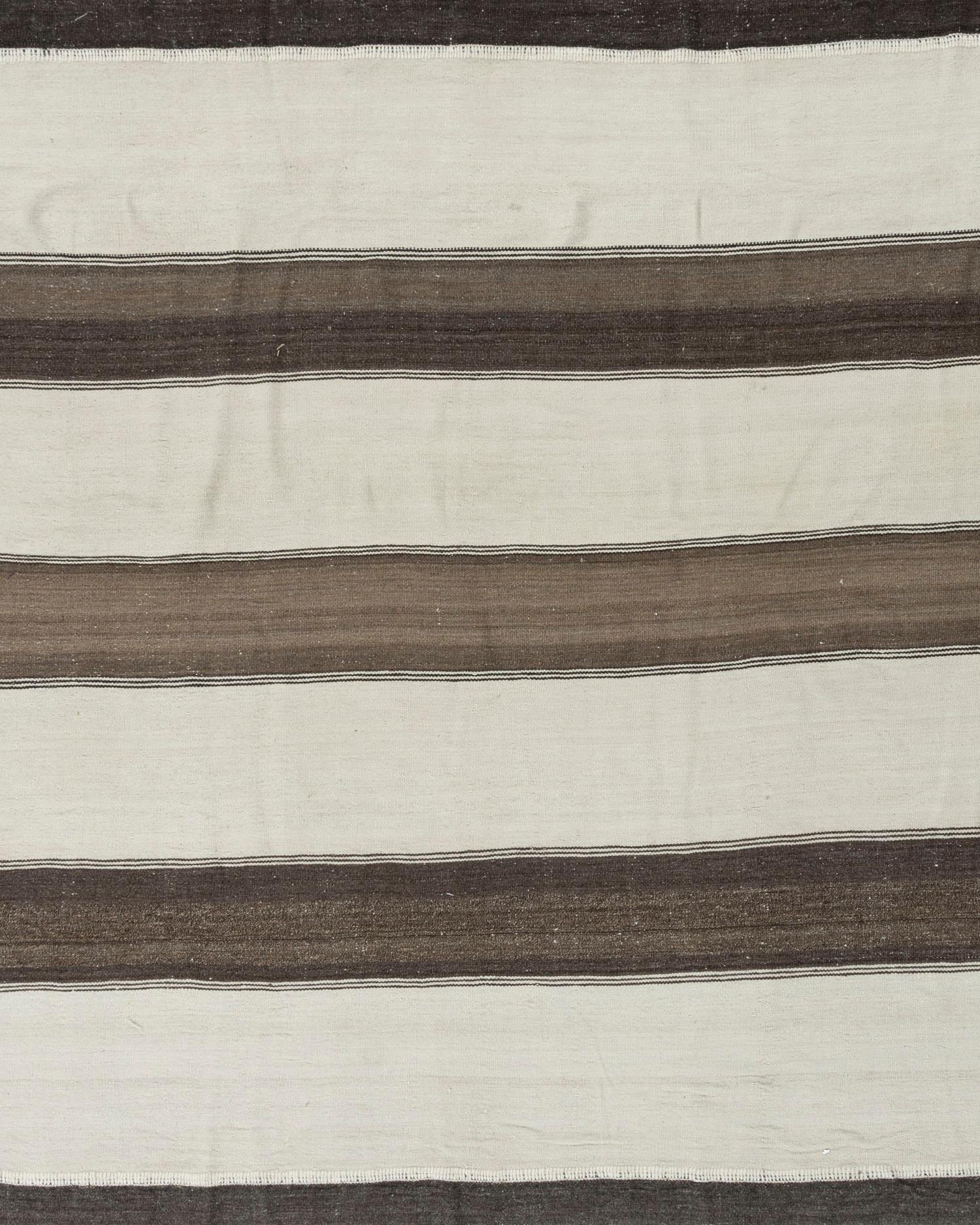 Hand-Woven Vintage White Turkish Kilim Area Rug 9'8 x 15'5 For Sale