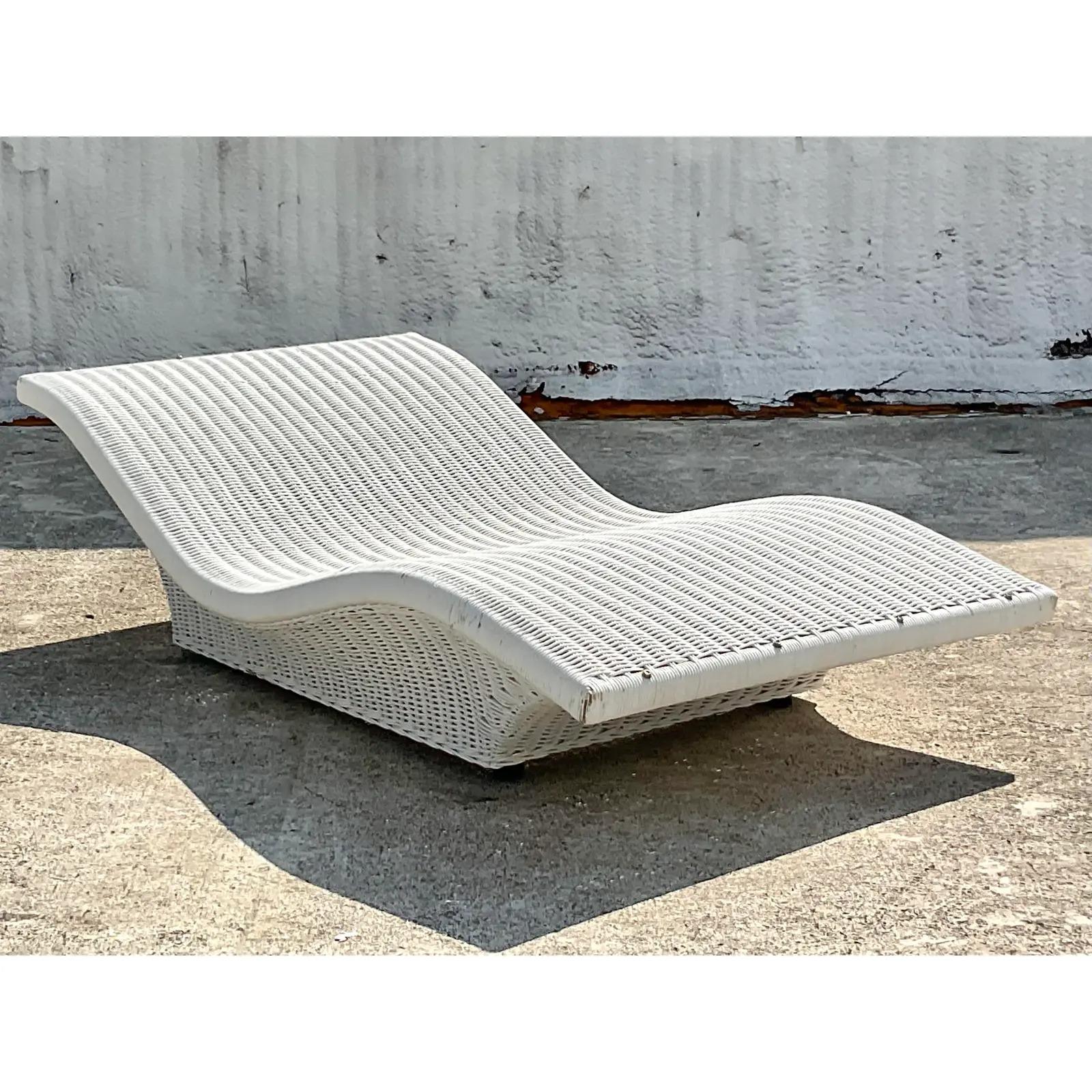 Vintage White Woven Rattan Wave Chaise Lounge 1