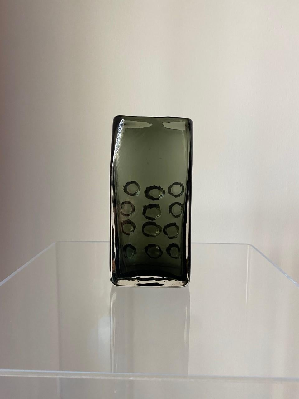 Hand-Crafted Vintage Whitefriars Indigo Mobile Phone Glass Vase by Geoffrey Baxter For Sale