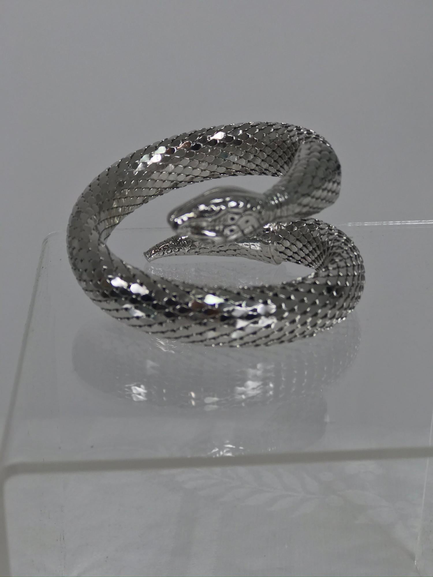 Vintage Whiting and Davis Silver metal mesh snake bracelet 1970s In Good Condition In West Palm Beach, FL