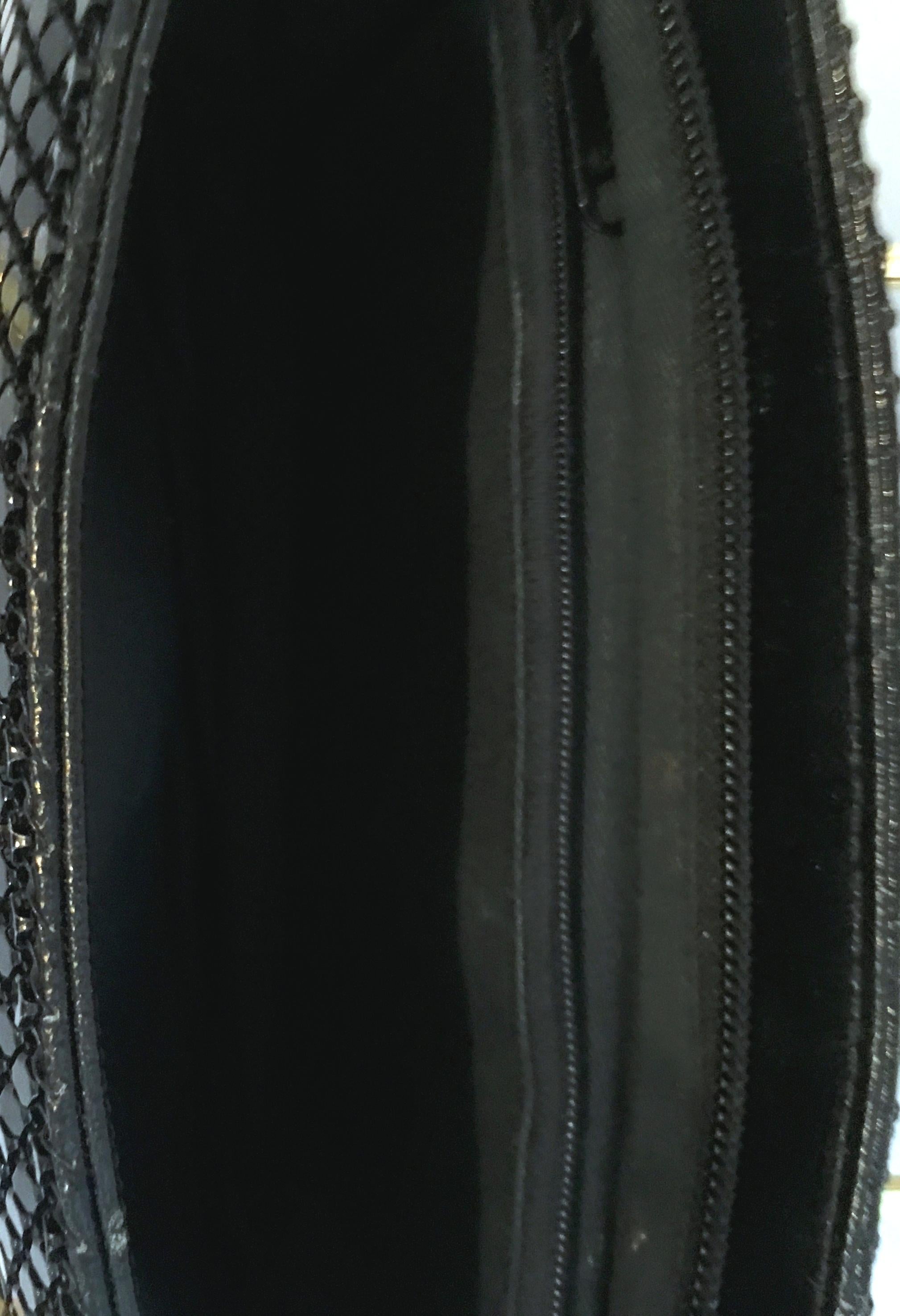Vintage Whiting & Davis Black Metal Mesh & Gilt Brass Double Handle Hand Bag 4